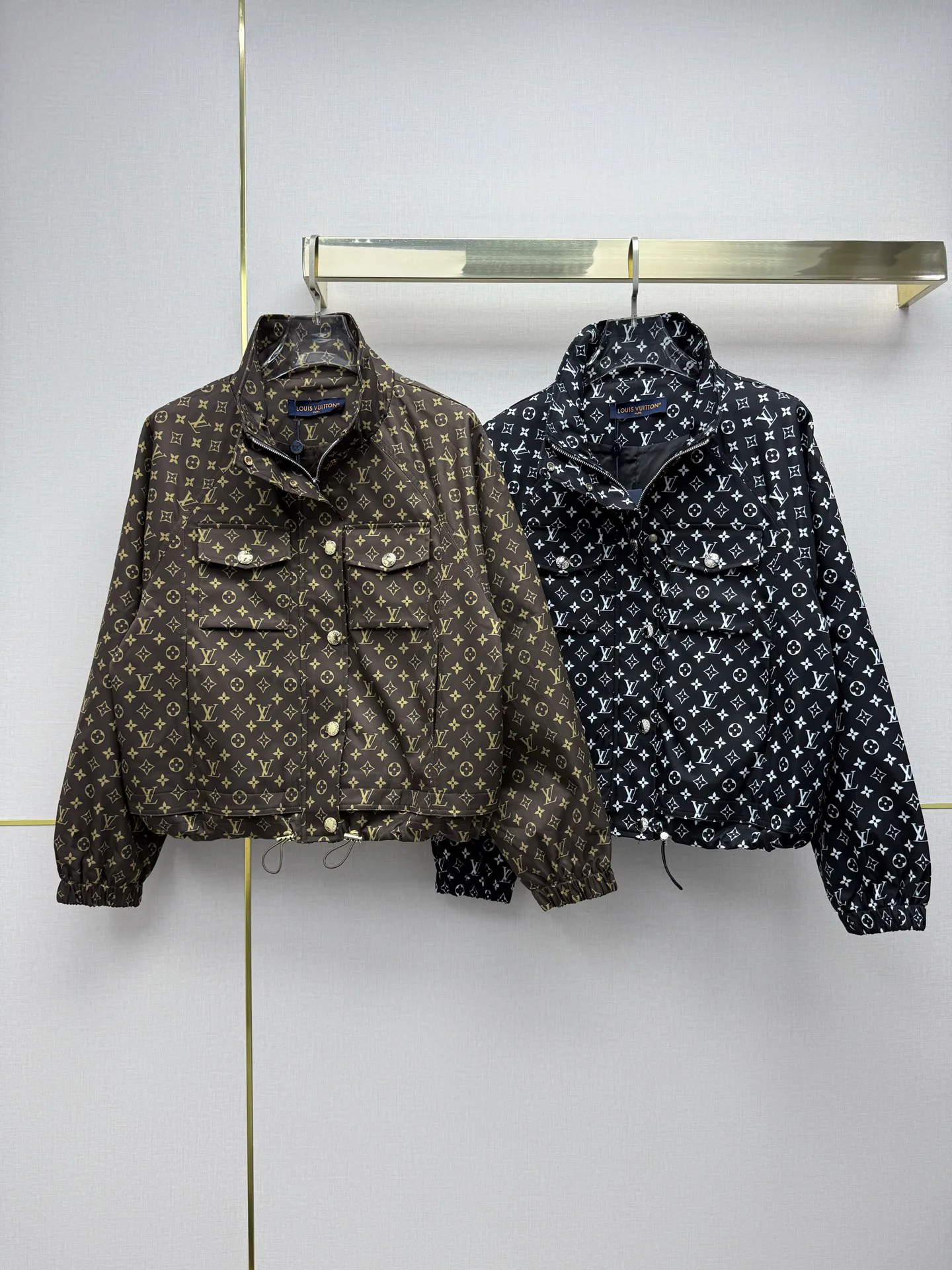Women's Jackets And Down Jackets LOUIS VUITTON 17953152