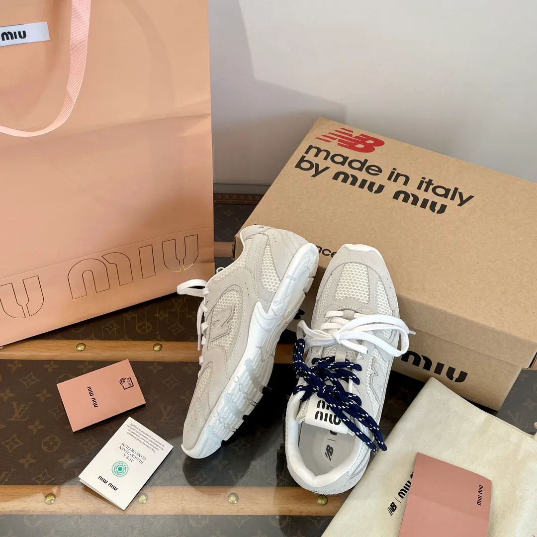 Women's Sneakers MIU MIU 17963974