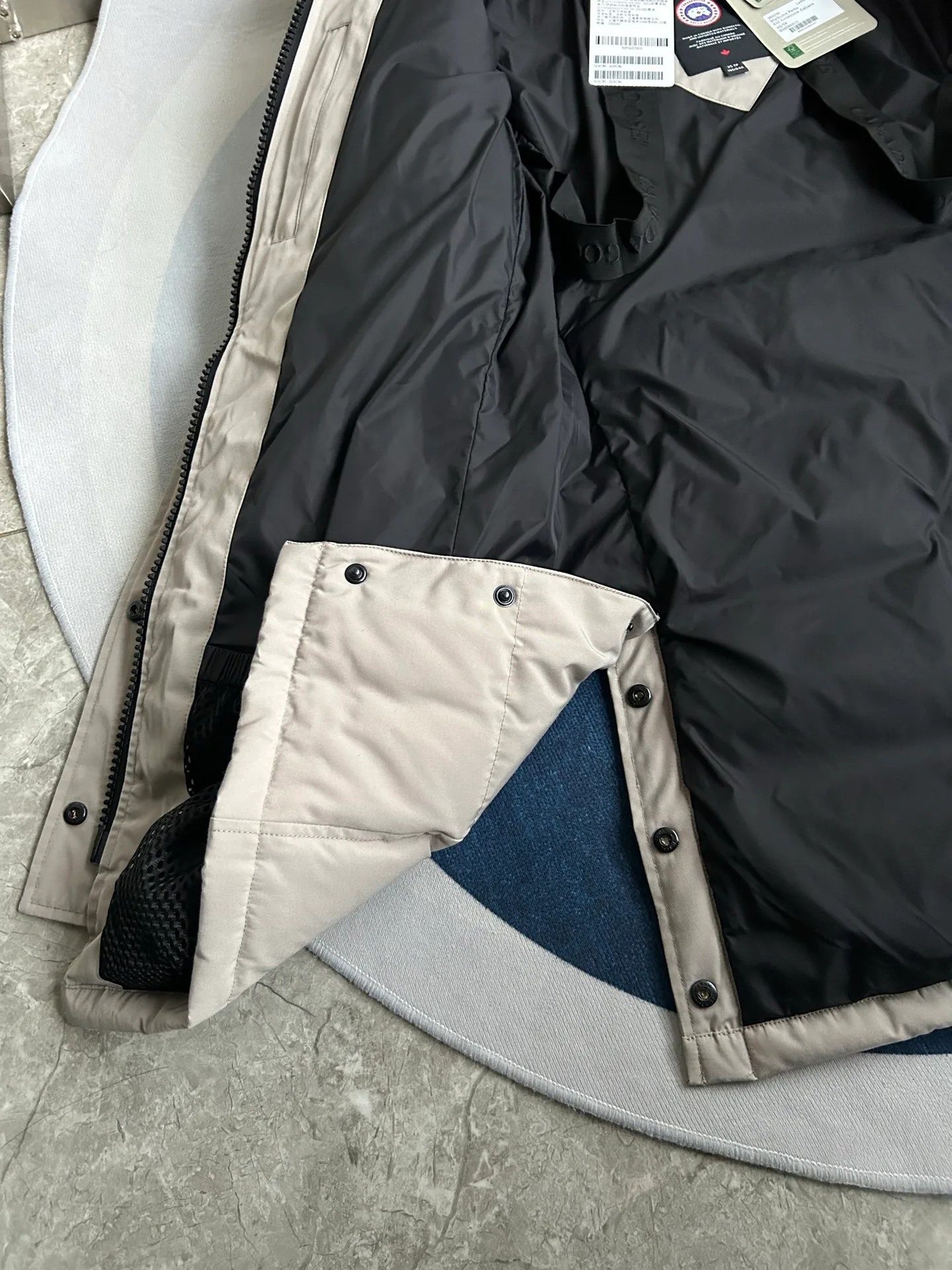 Women's Jackets And Down Jackets CANADA GOOSE 18007219