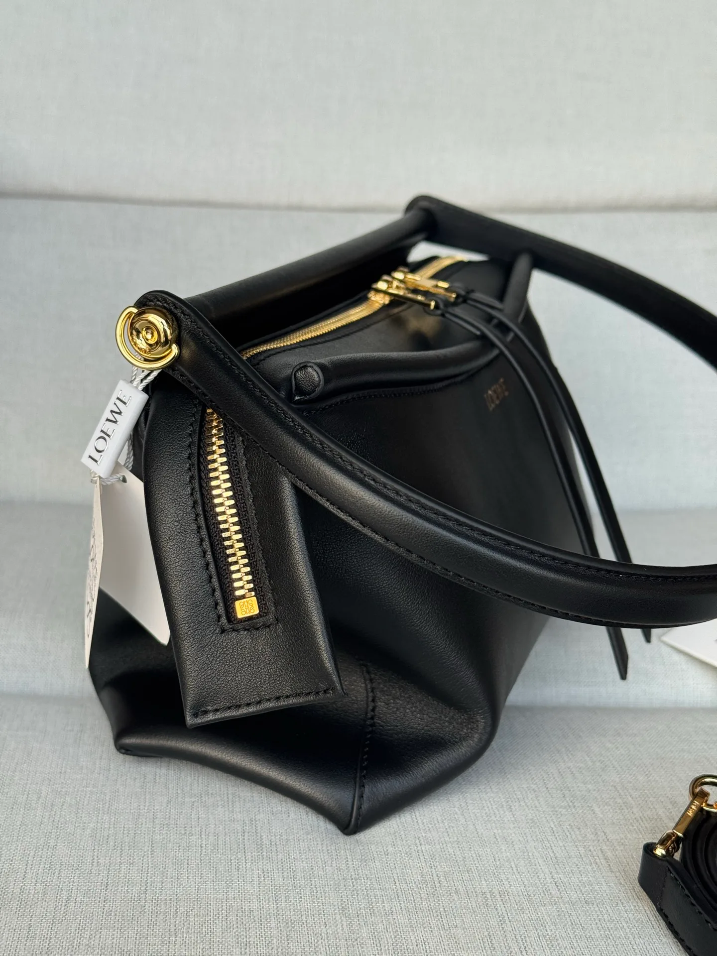 Классические Сумки Женские Loewe 18684085