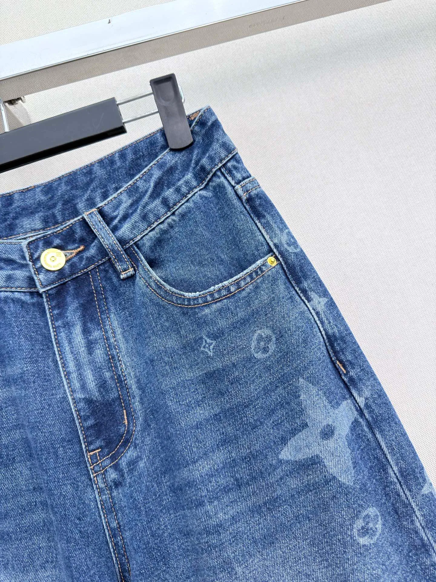 Women's Jeans LOUIS VUITTON 18108865