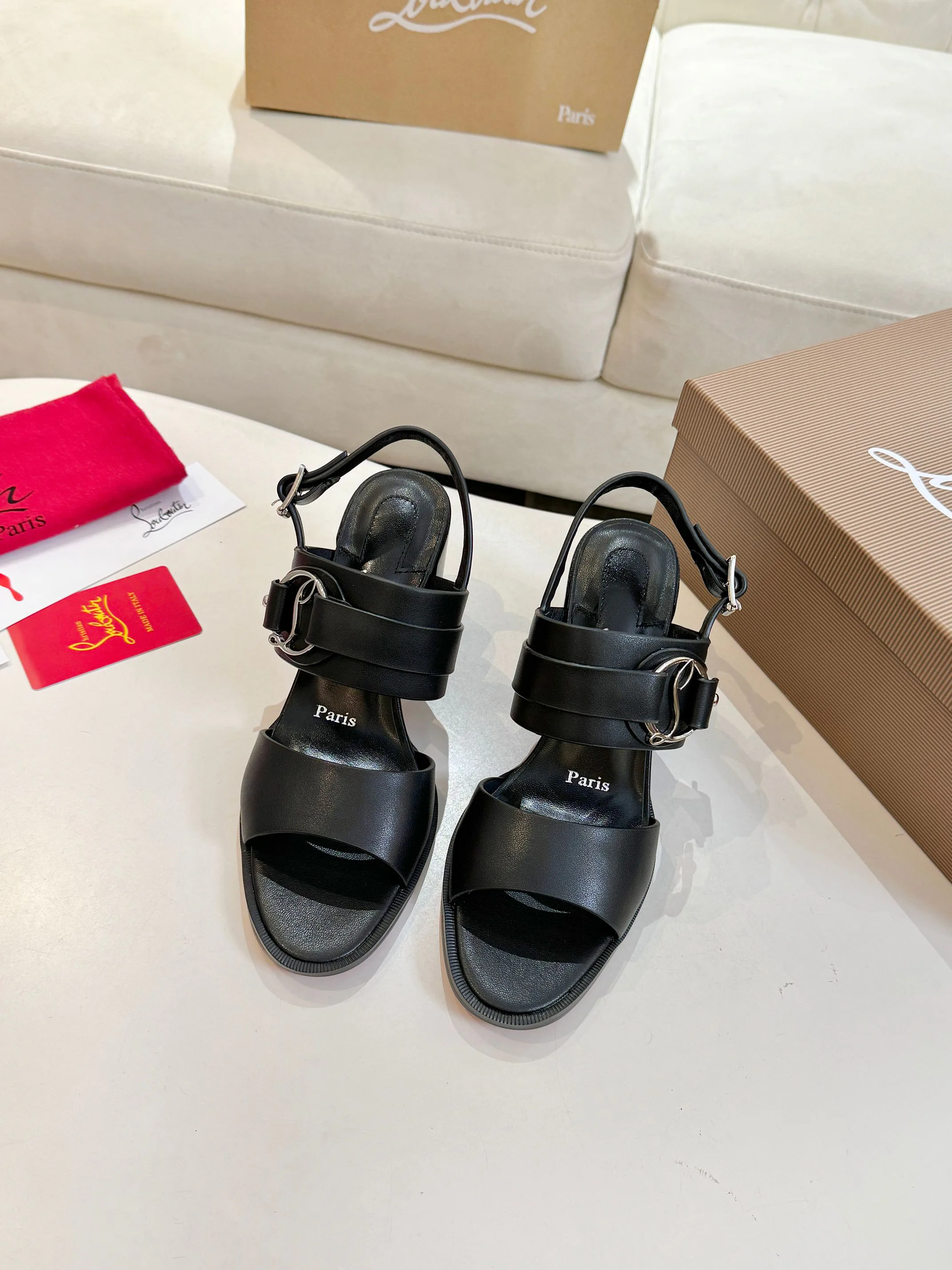 Women's Open-Toe Sandals CHRISTIAN LOUBOUTIN 17038135