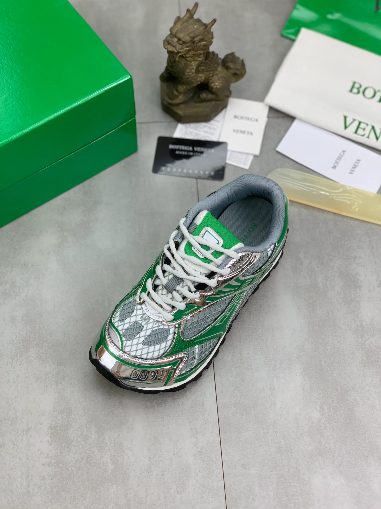 Women's Sneakers BOTTEGA VENETA 18365166