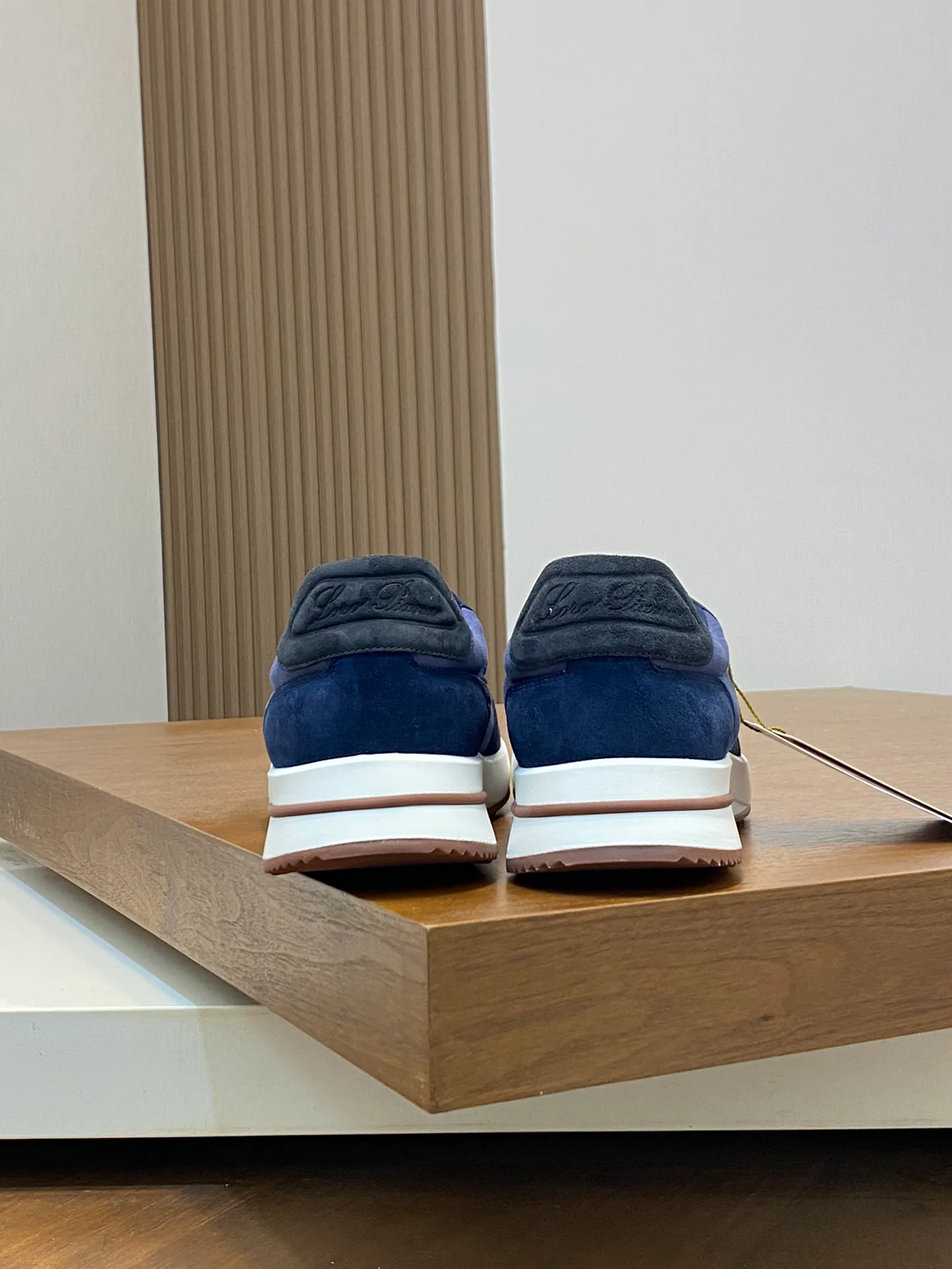 Men's Sneakers LORO PIANA 17942767