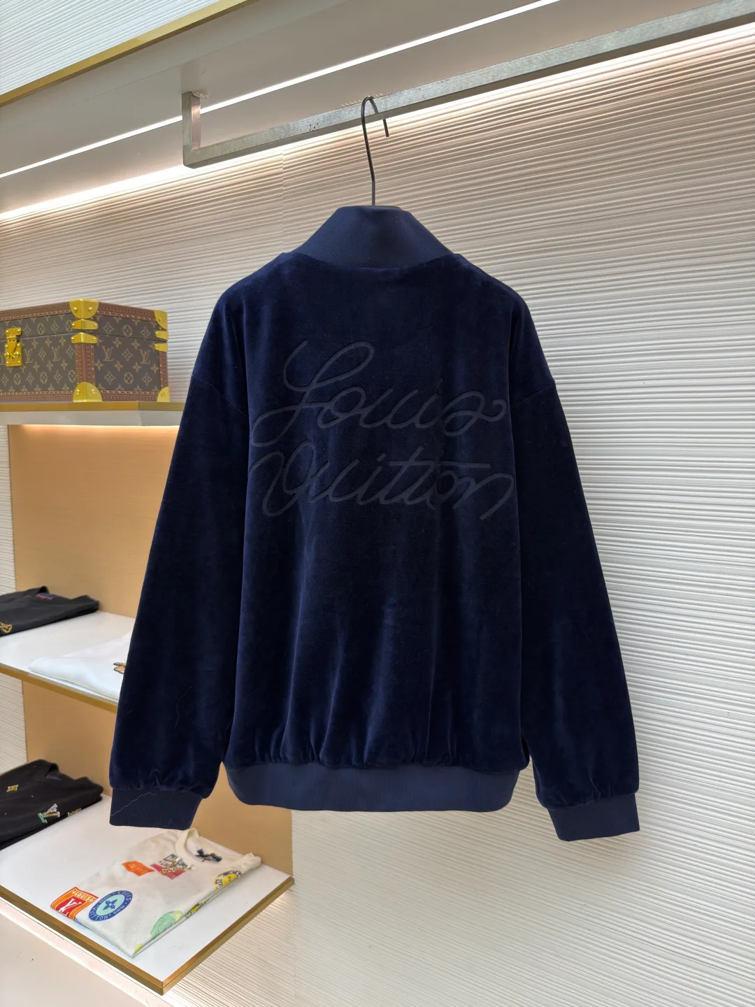 Men's Jackets And Down Jackets LOUIS VUITTON 17364971