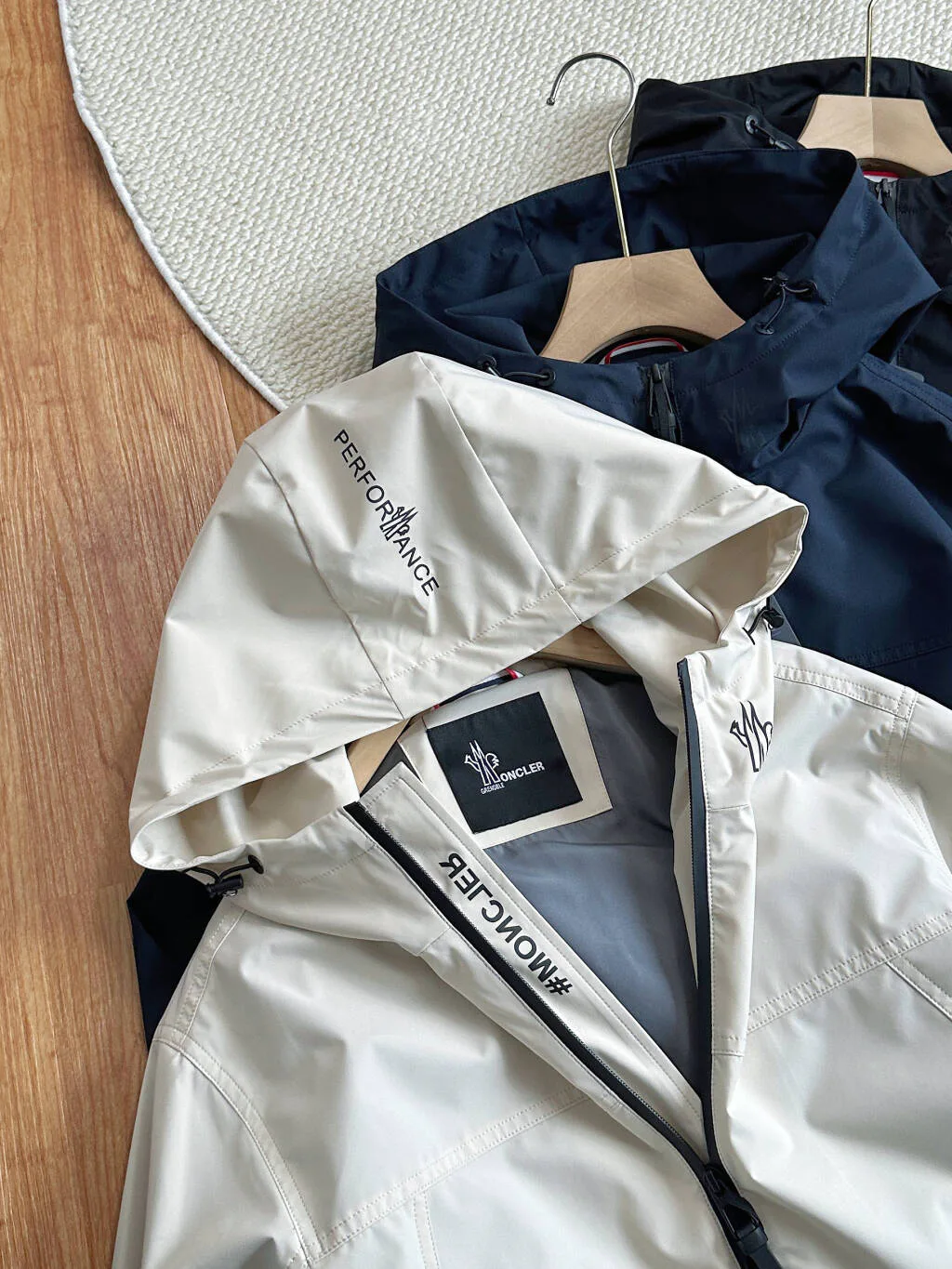 Men's Jackets And Down Jackets MONCLER 17852183