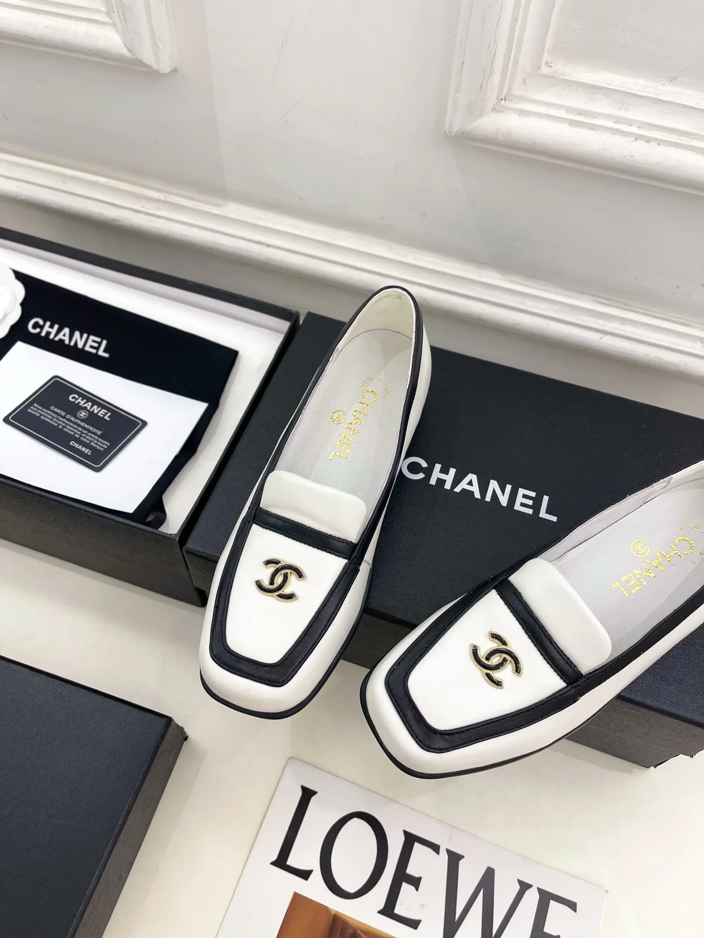 Women's Loafers And Moccasins CHANEL 18034986