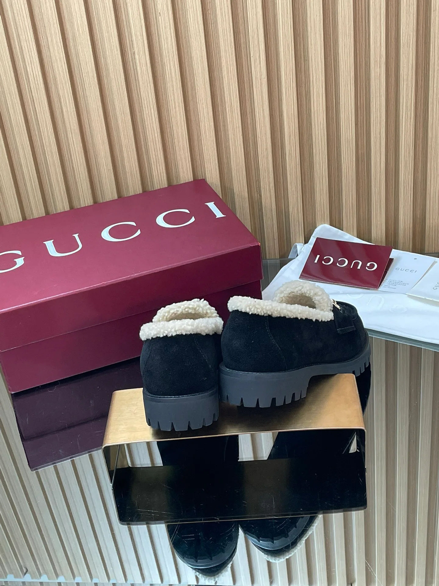 Women's Loafers And Moccasins GUCCI 18187060