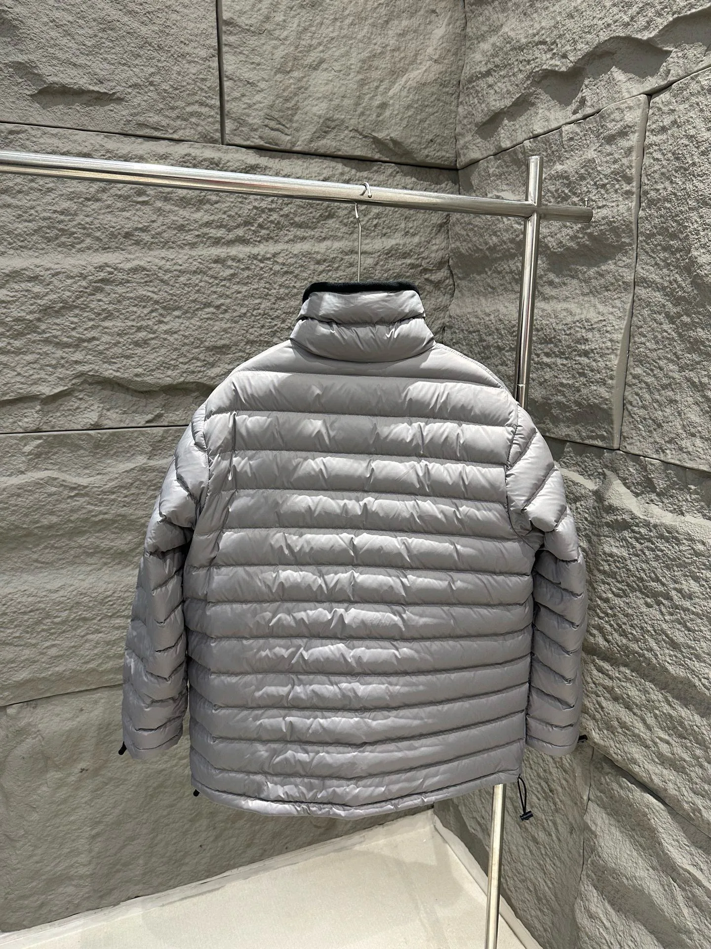 Women's Jackets And Down Jackets MIU MIU 18017032