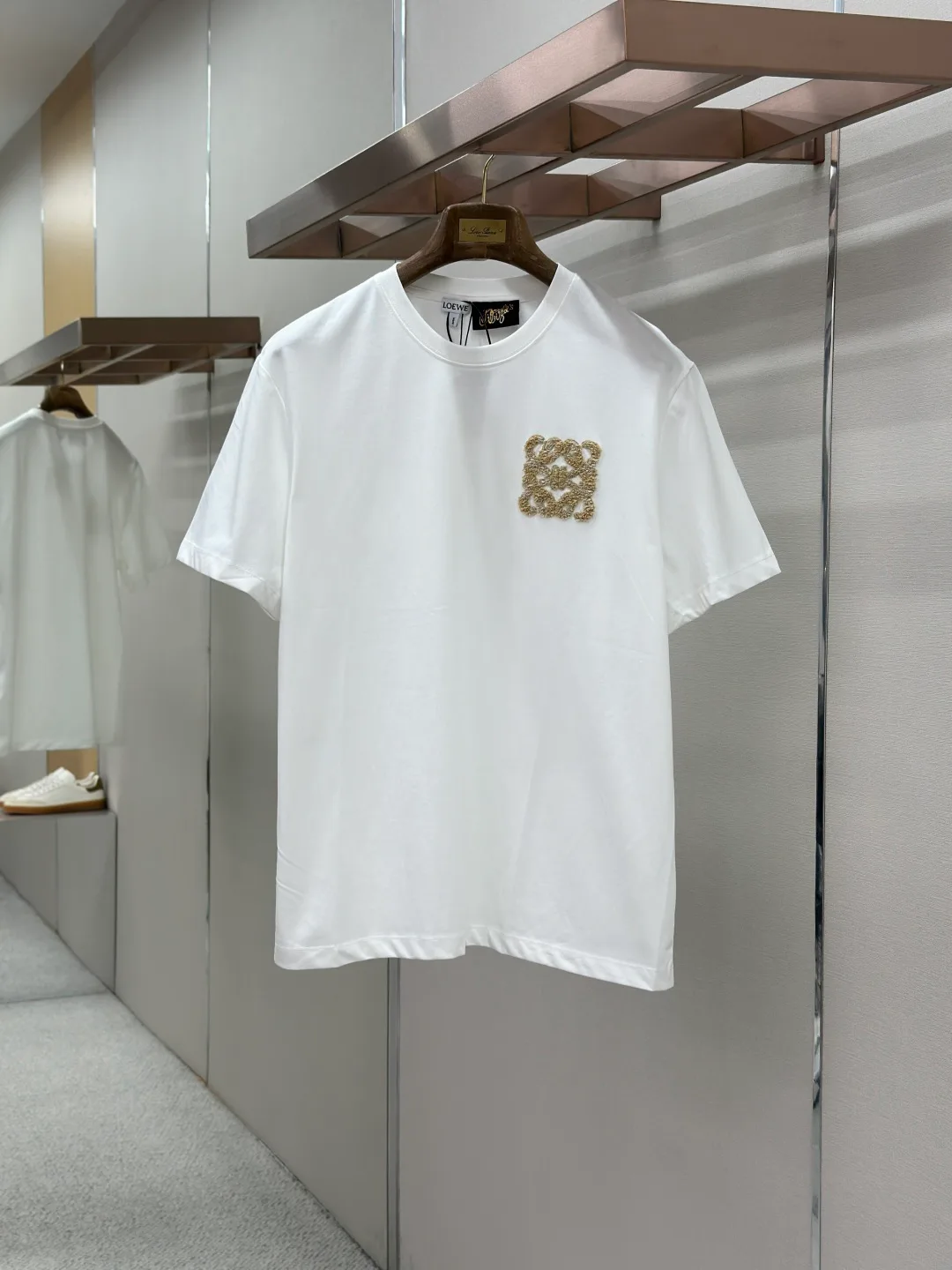 Women's T-Shirts LOEWE 18191140