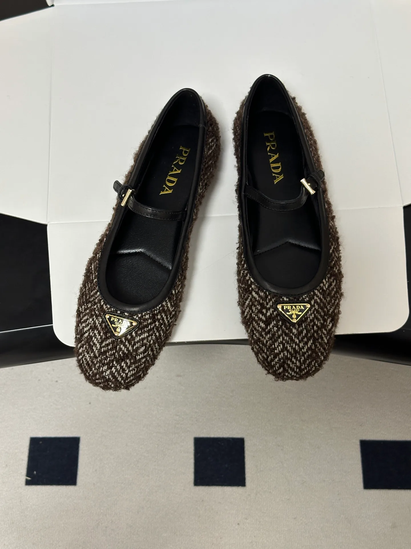 Women's Ballet Flats PRADA 18520376