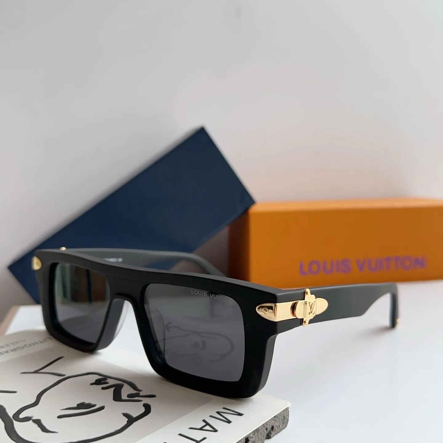Glasses LOUIS VUITTON 17366472