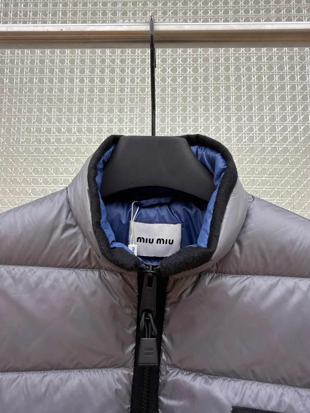 Жилеты Мужские Miu Miu 18612894