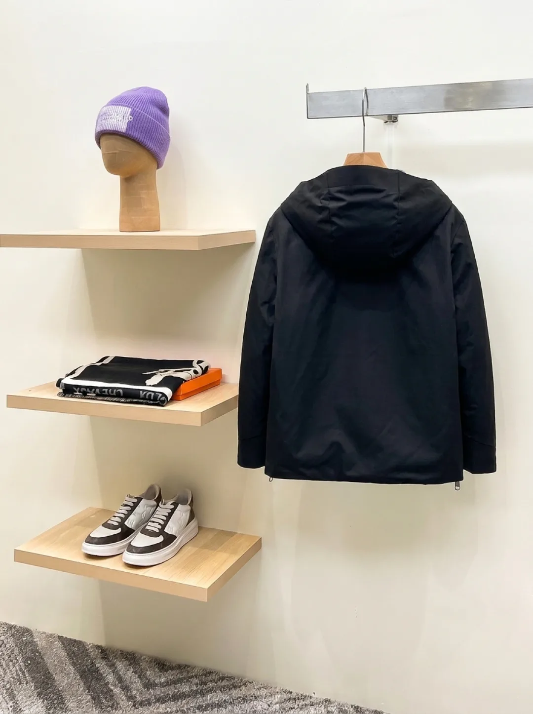 Куртки И Пуховики Мужские Moncler 18596596