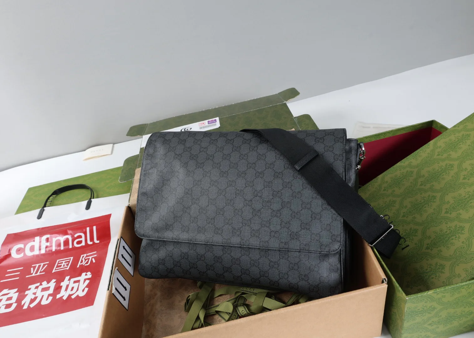 Women's Classic Handbags GUCCI 18065490
