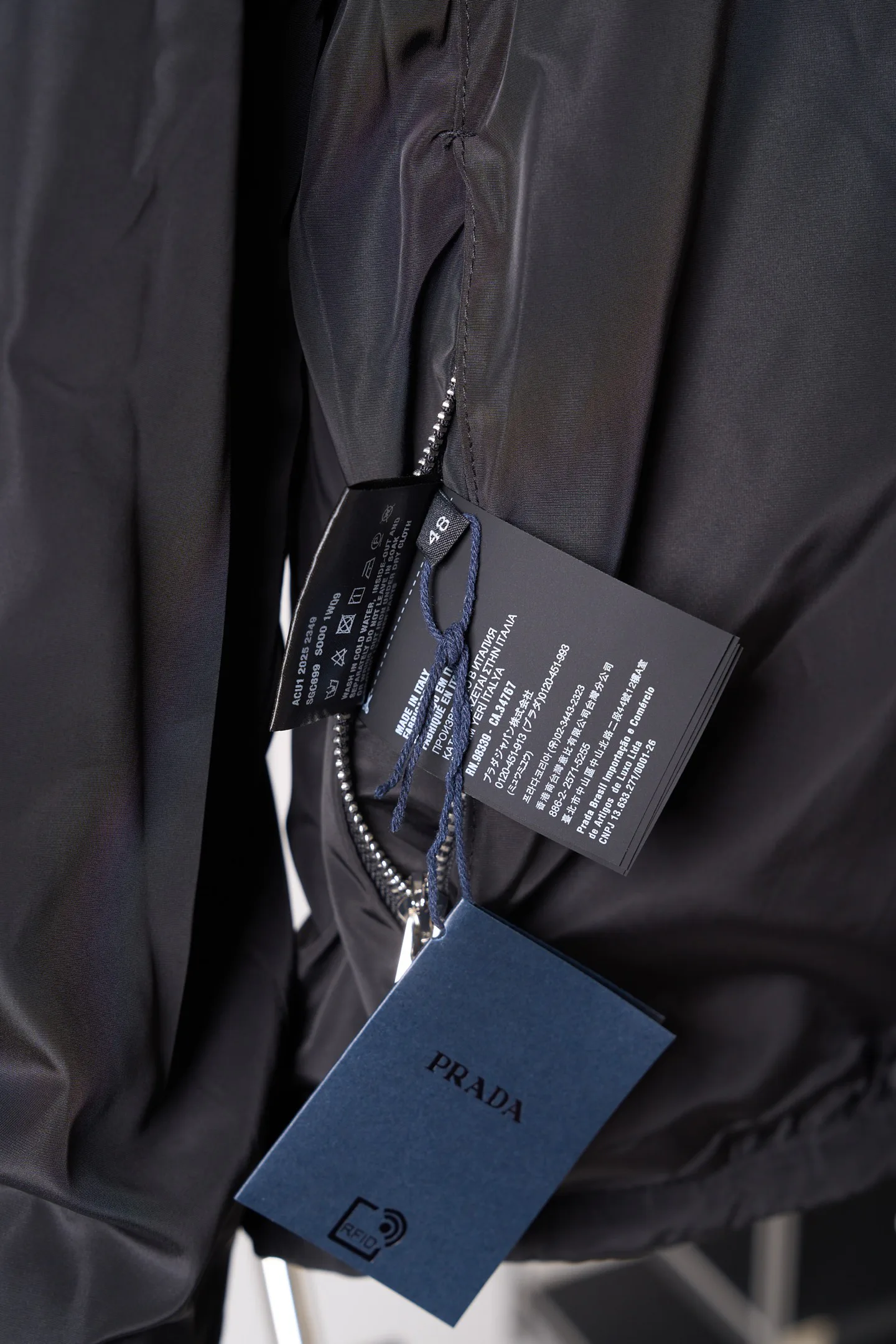 Men's Jackets And Down Jackets PRADA 18179302
