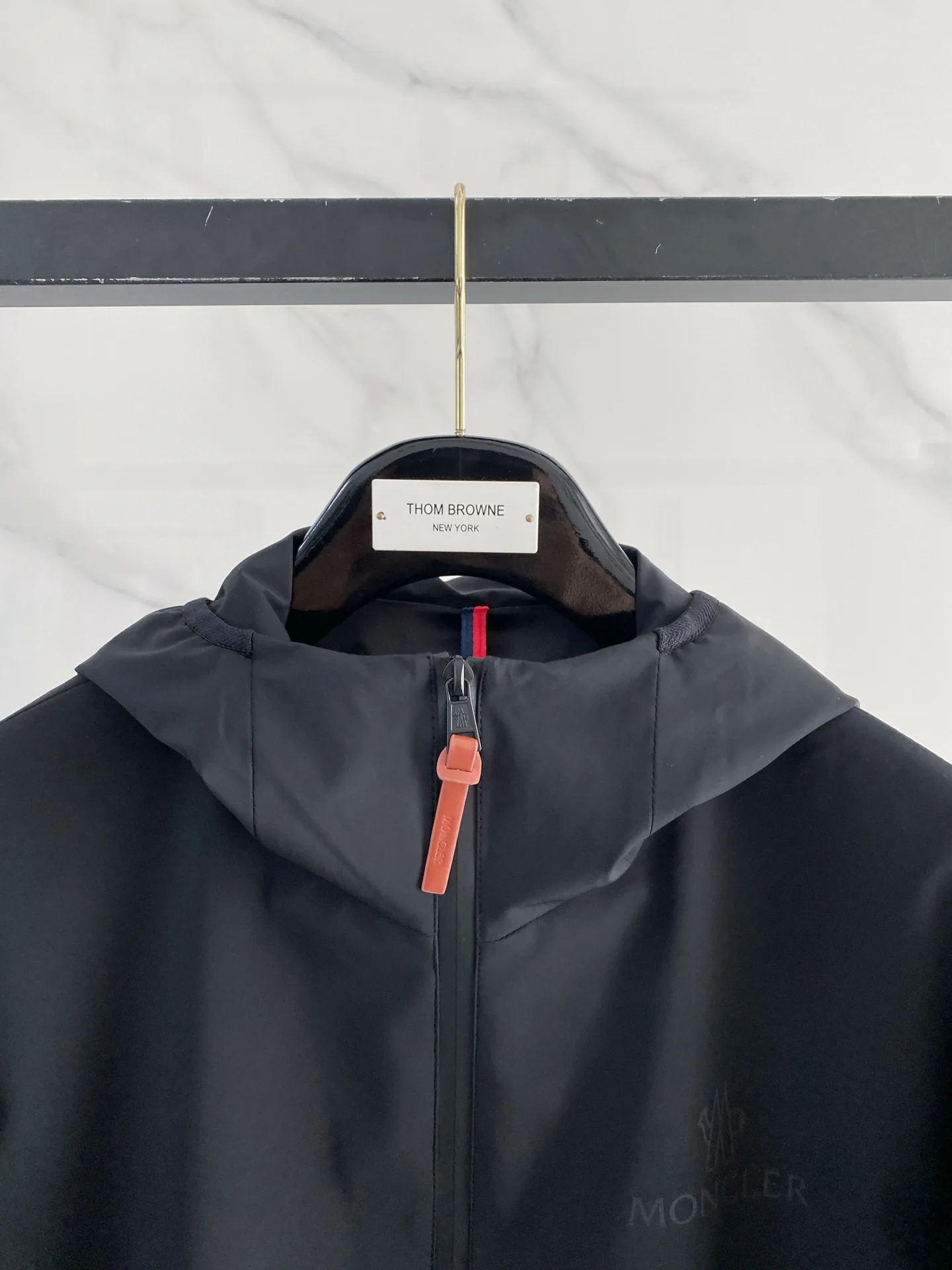 Куртки И Пуховики Мужские Moncler 18596200