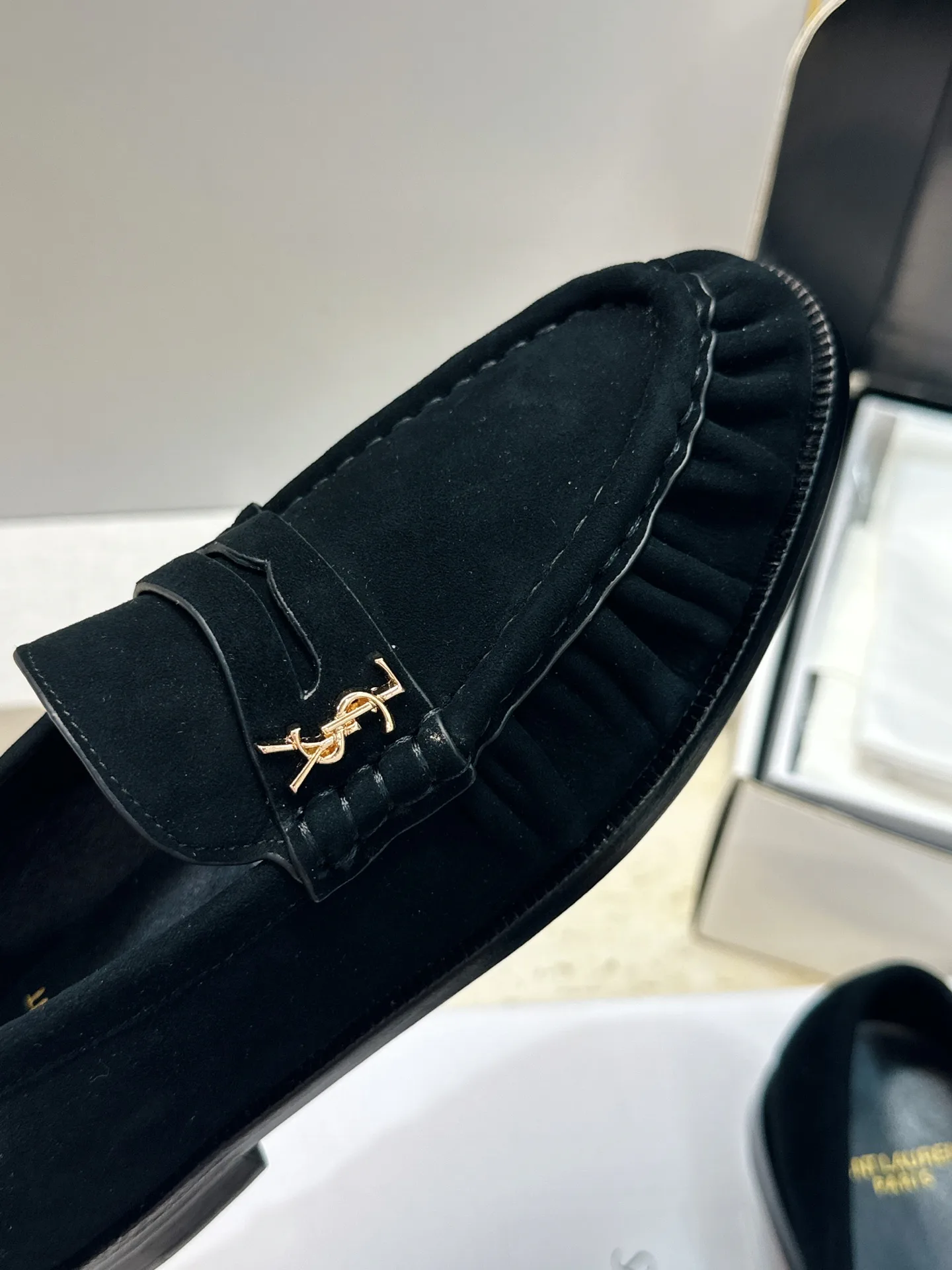 Women's Loafers And Moccasins SAINT LAURENT 18007086