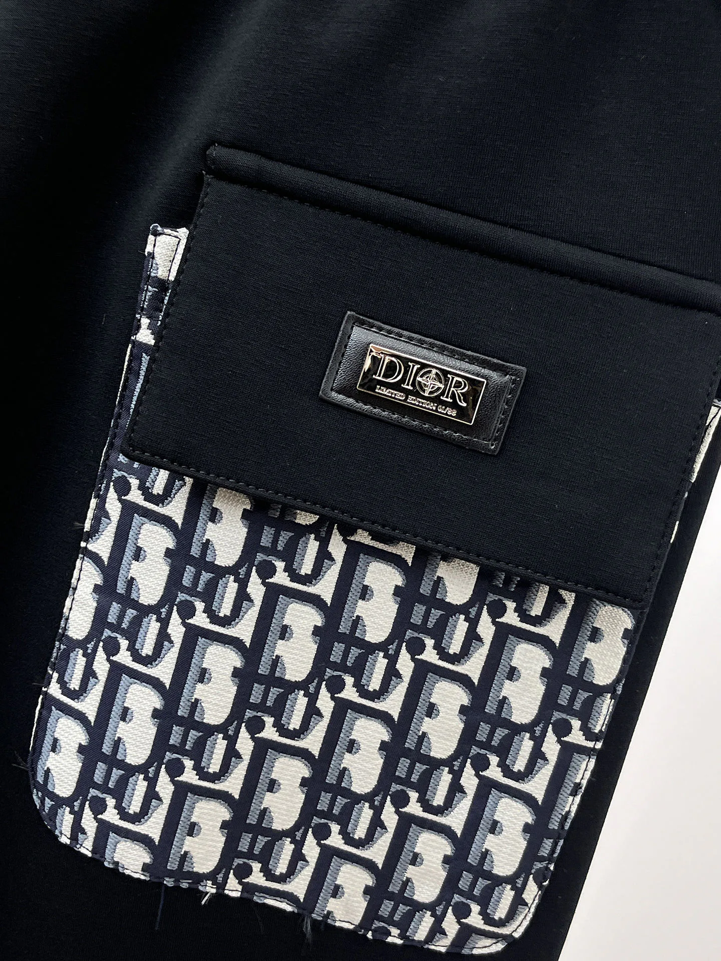 Men's Trousers CHRISTIAN DIOR 18399349