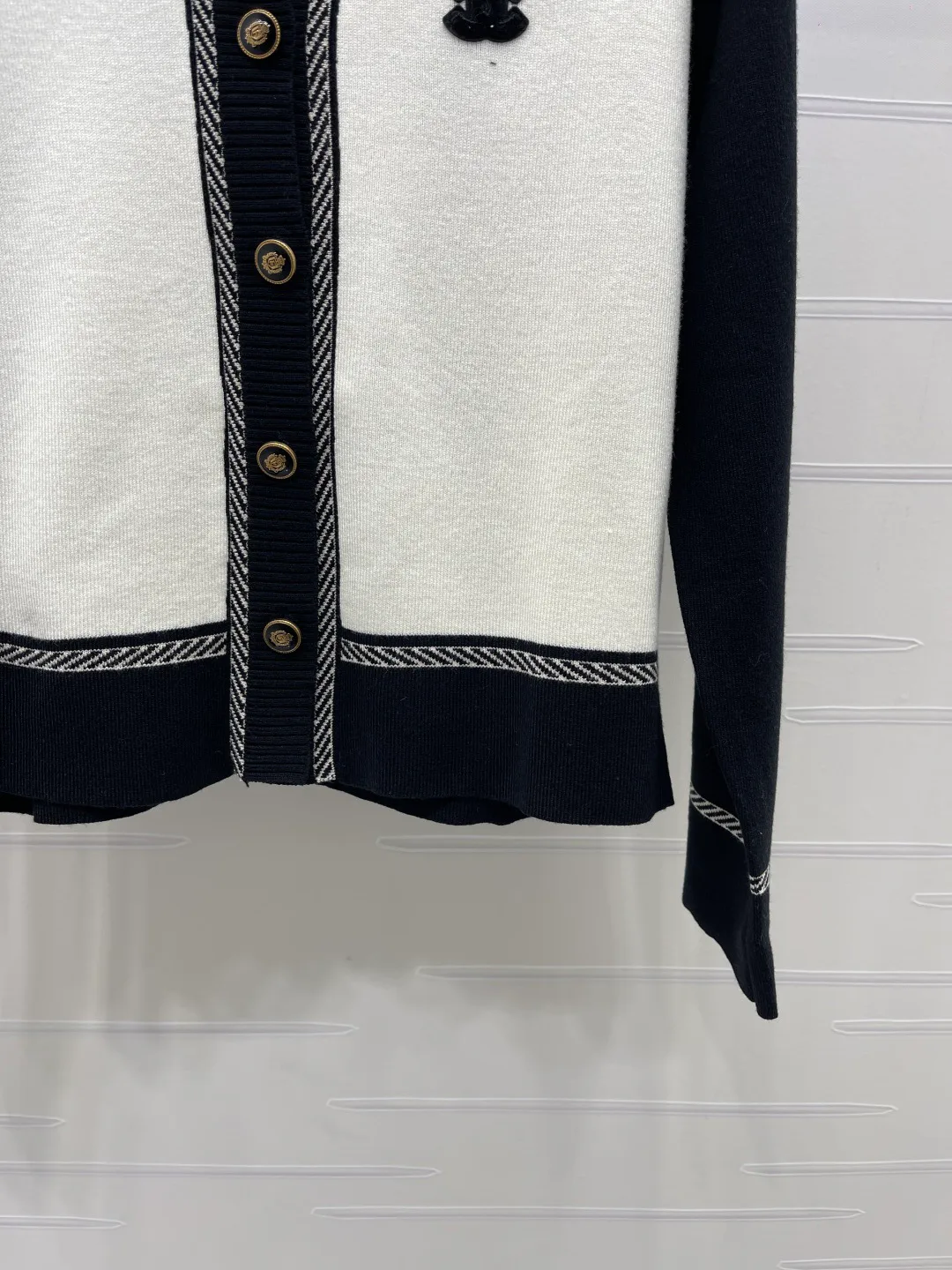 Women's Jumpers And Sweaters CHANEL 18234183