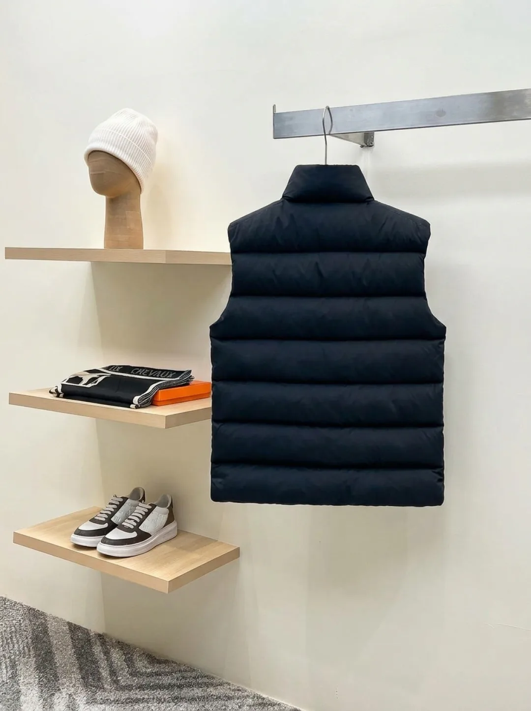 Жилеты Мужские Moncler 18596629