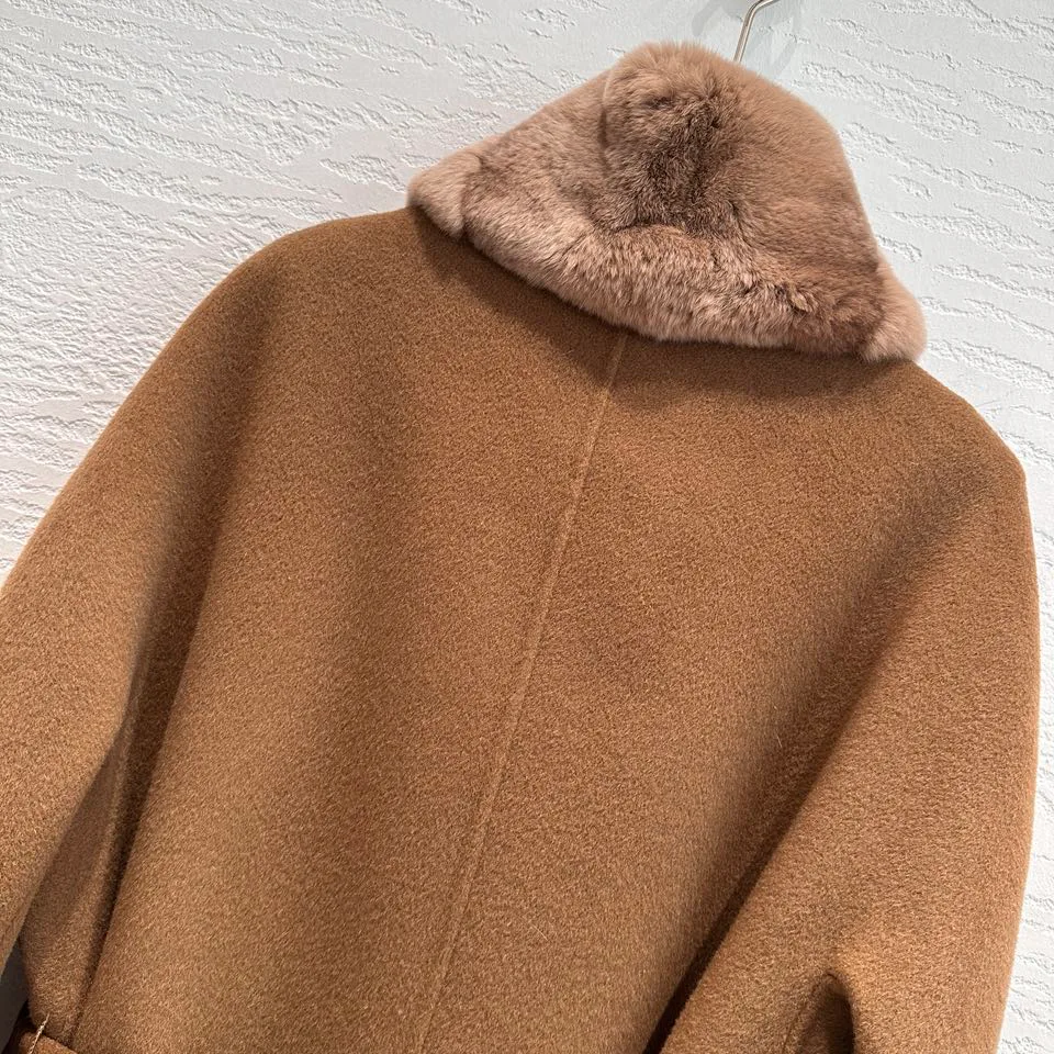Women's Coats LORO PIANA 18456347