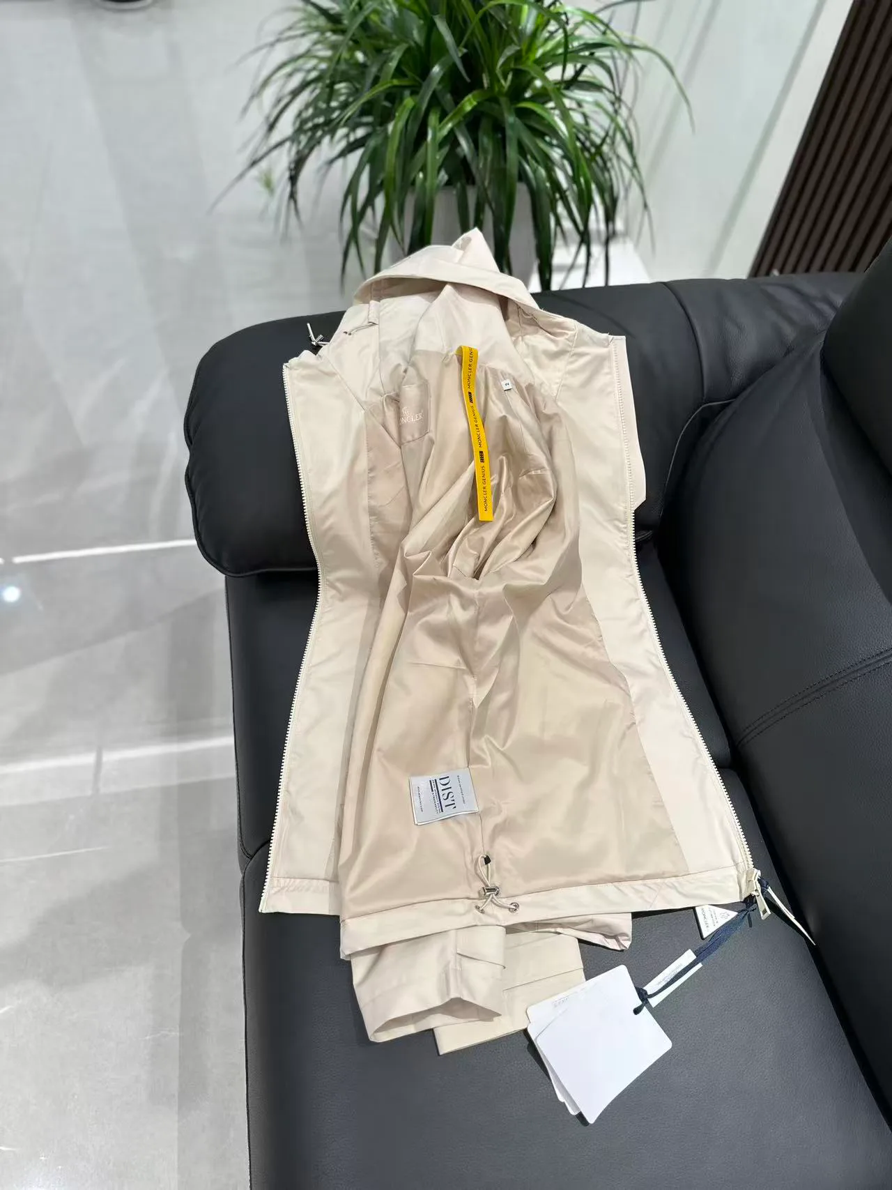 Men's Jackets And Down Jackets MONCLER 18510170