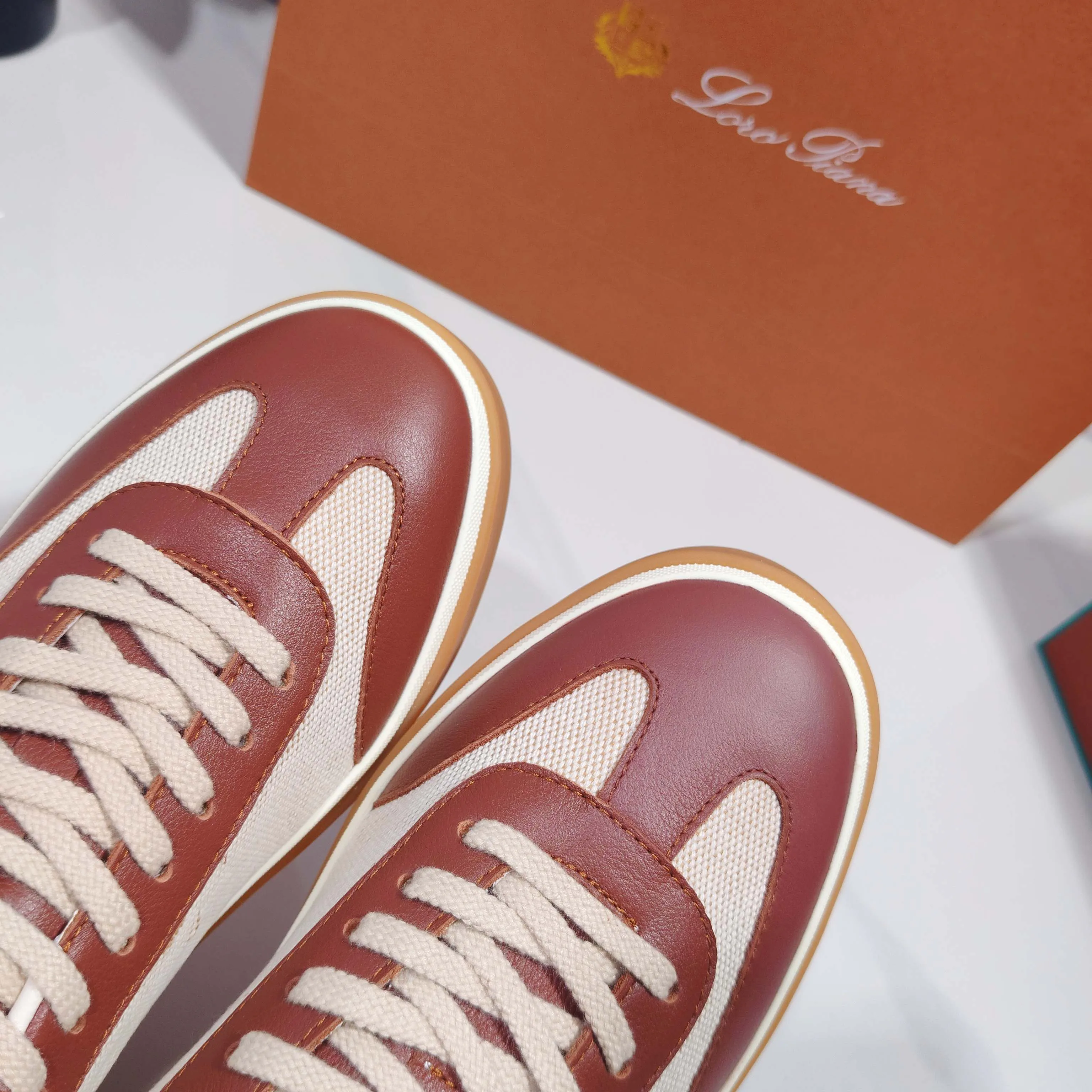 Women's Sneakers LORO PIANA 17961992