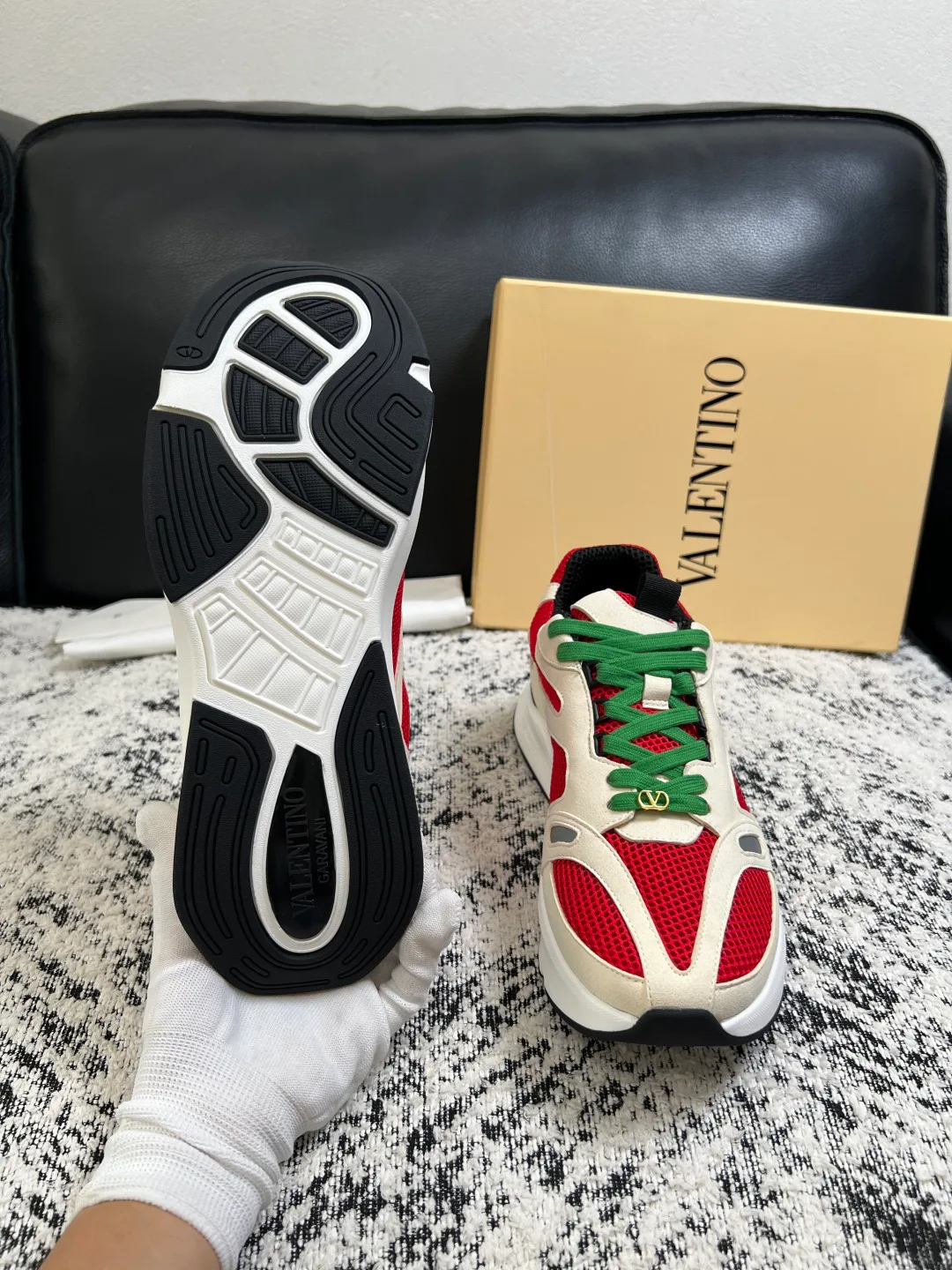 Men's Sneakers VALENTINO 17429901