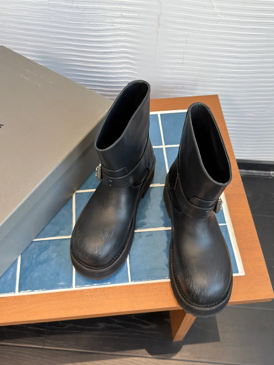 Ботинки Женские Balenciaga 18604660