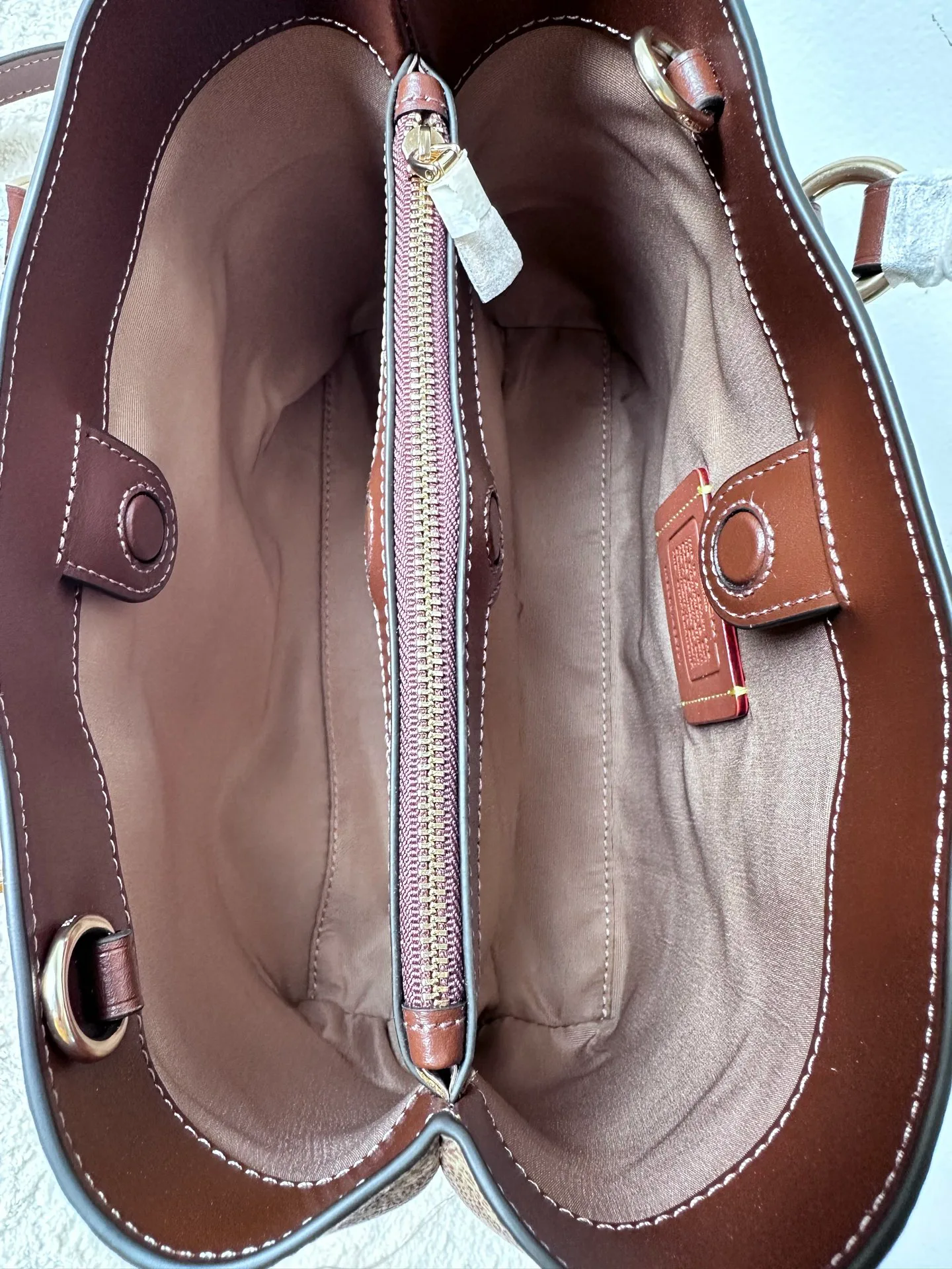 Women's Classic Handbags COACH 17960955