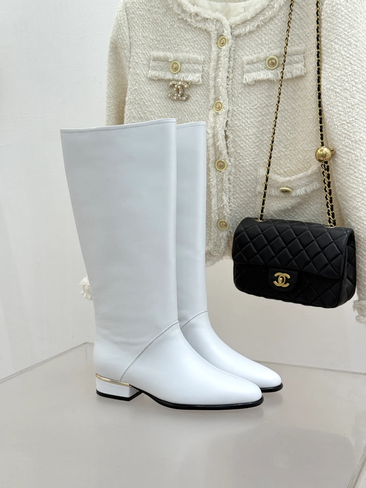 Women's Boots CHANEL 17303736