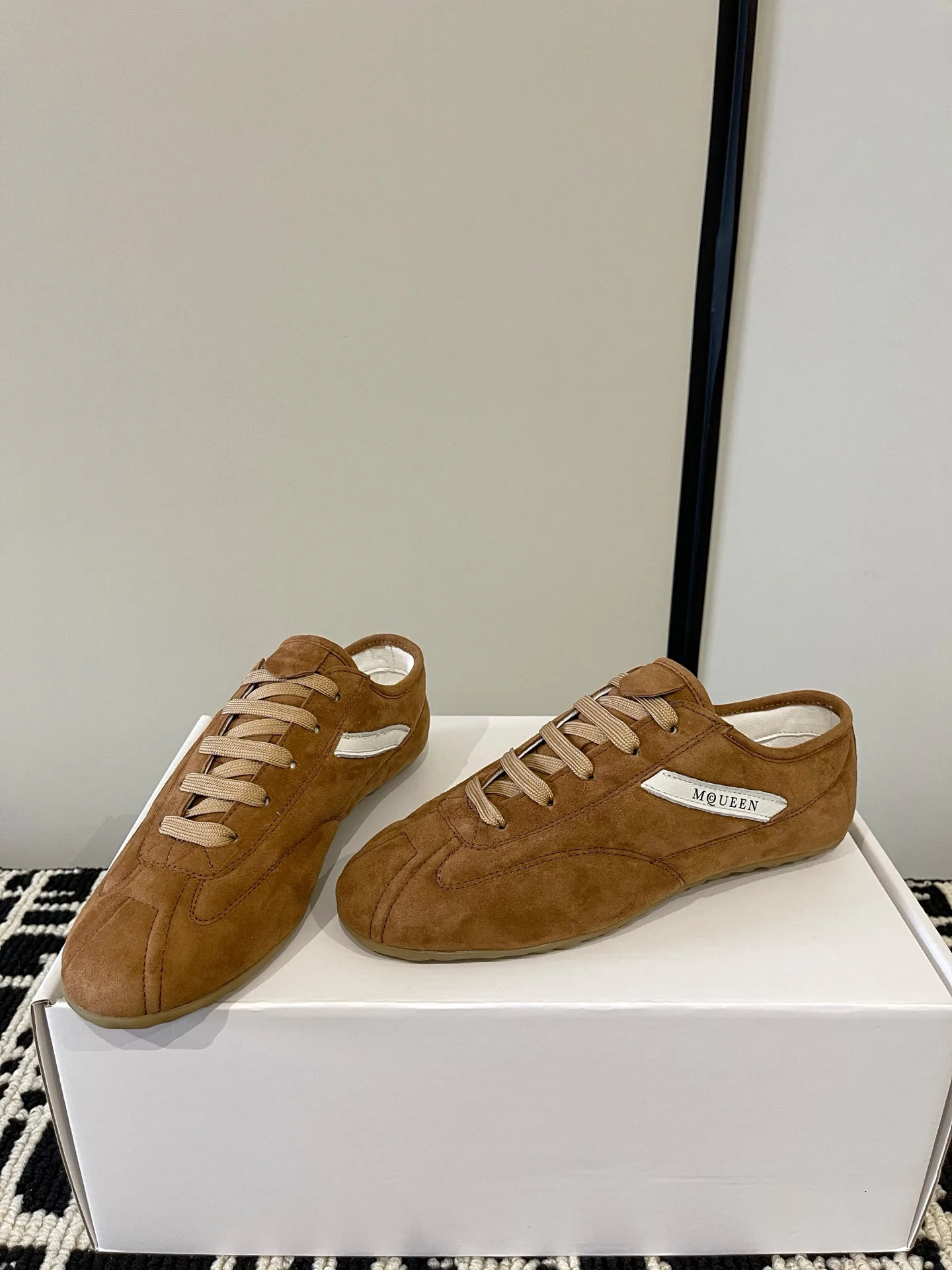 Women's Sneakers ALEXANDER MCQUEEN 18386241