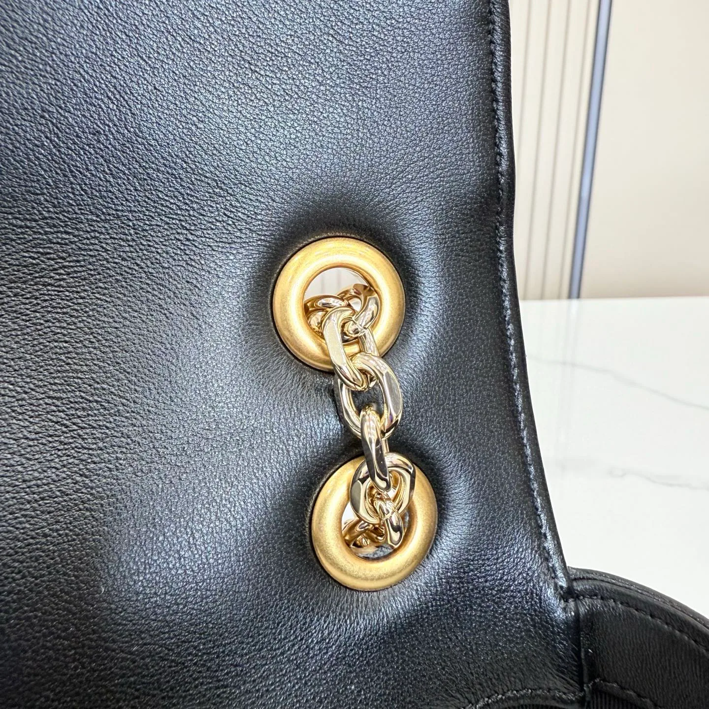 Women's Classic Handbags GUCCI 17947724