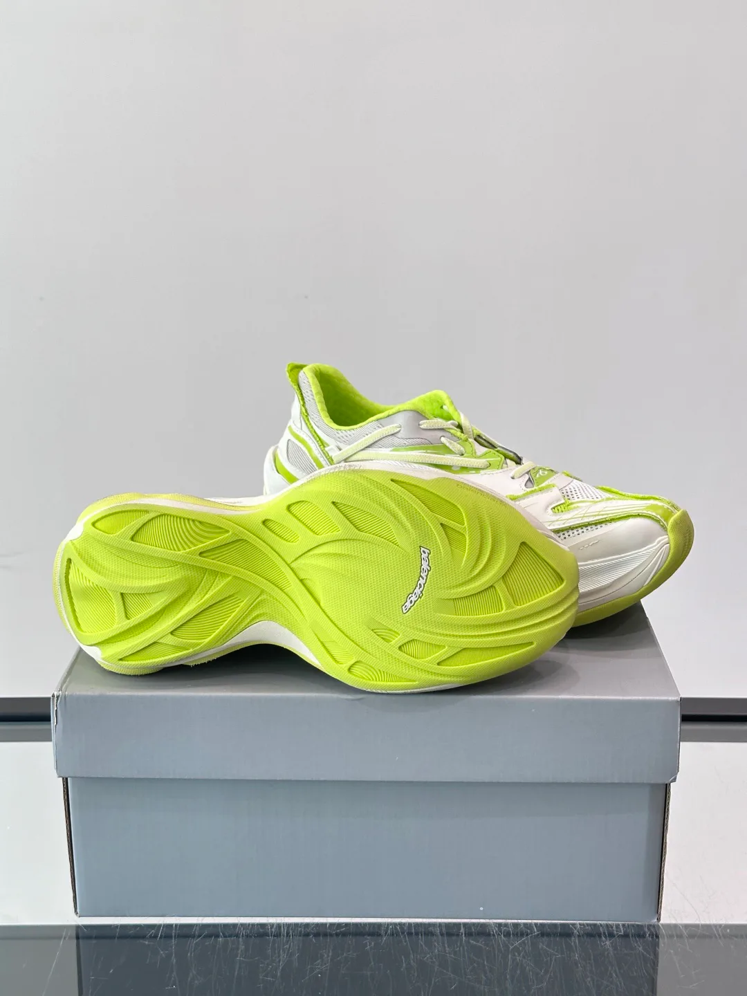 Women's Sneakers BALENCIAGA 17649836