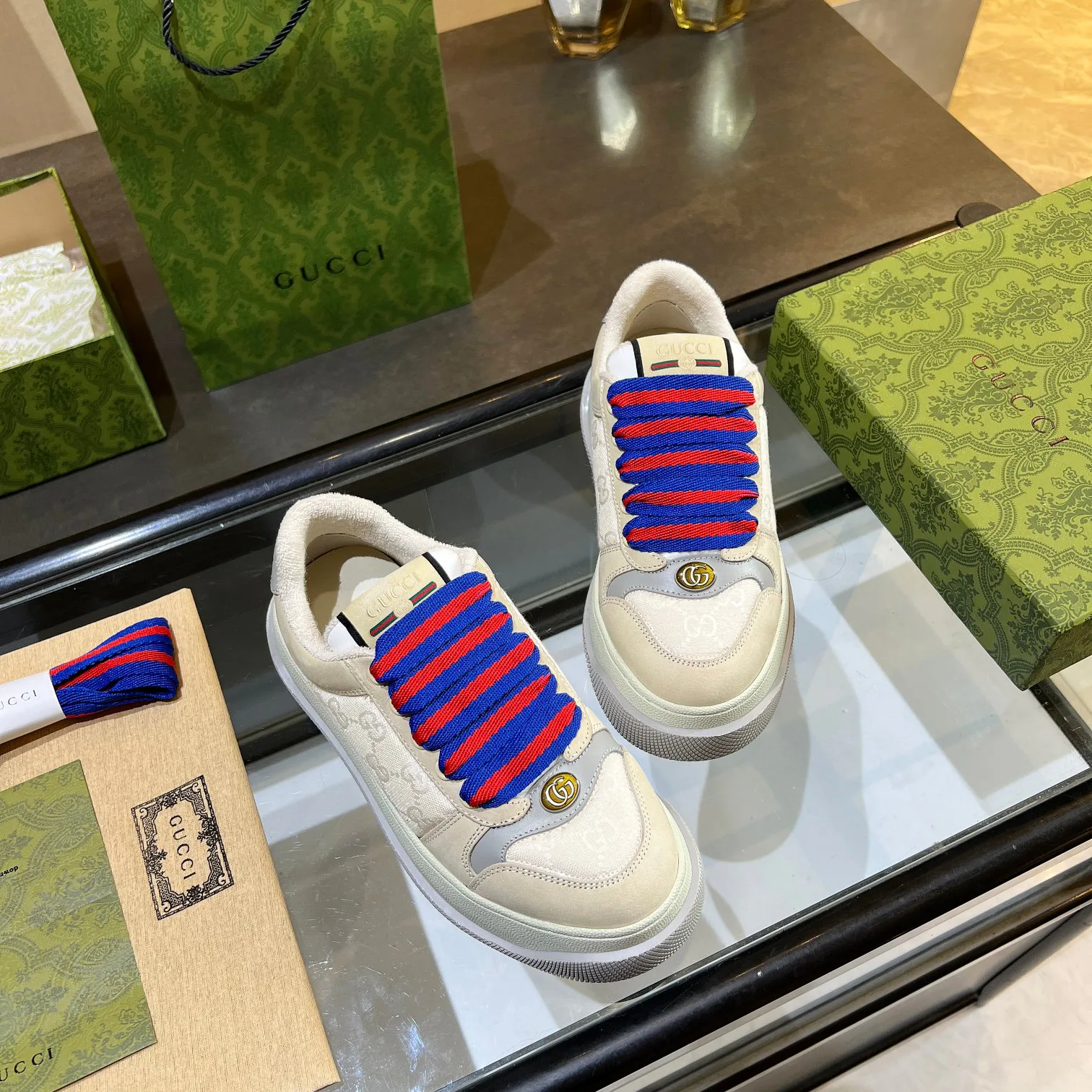 Women's Sneakers GUCCI 17955441