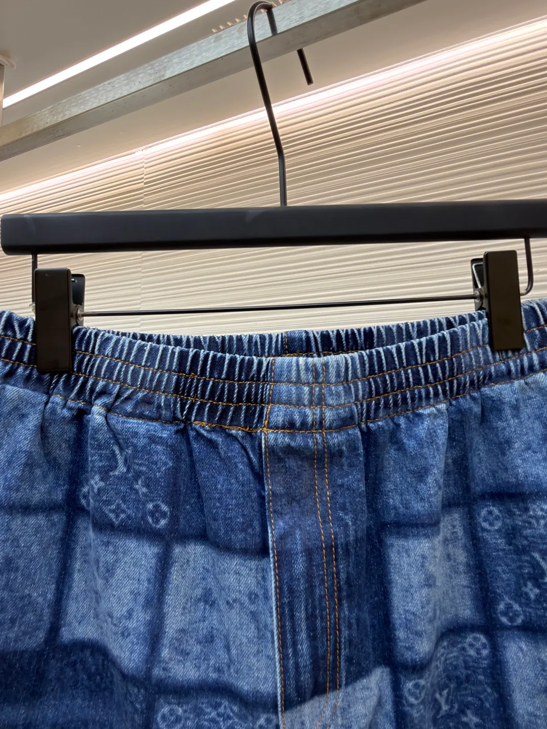 Men's Shorts LOUIS VUITTON 17699413
