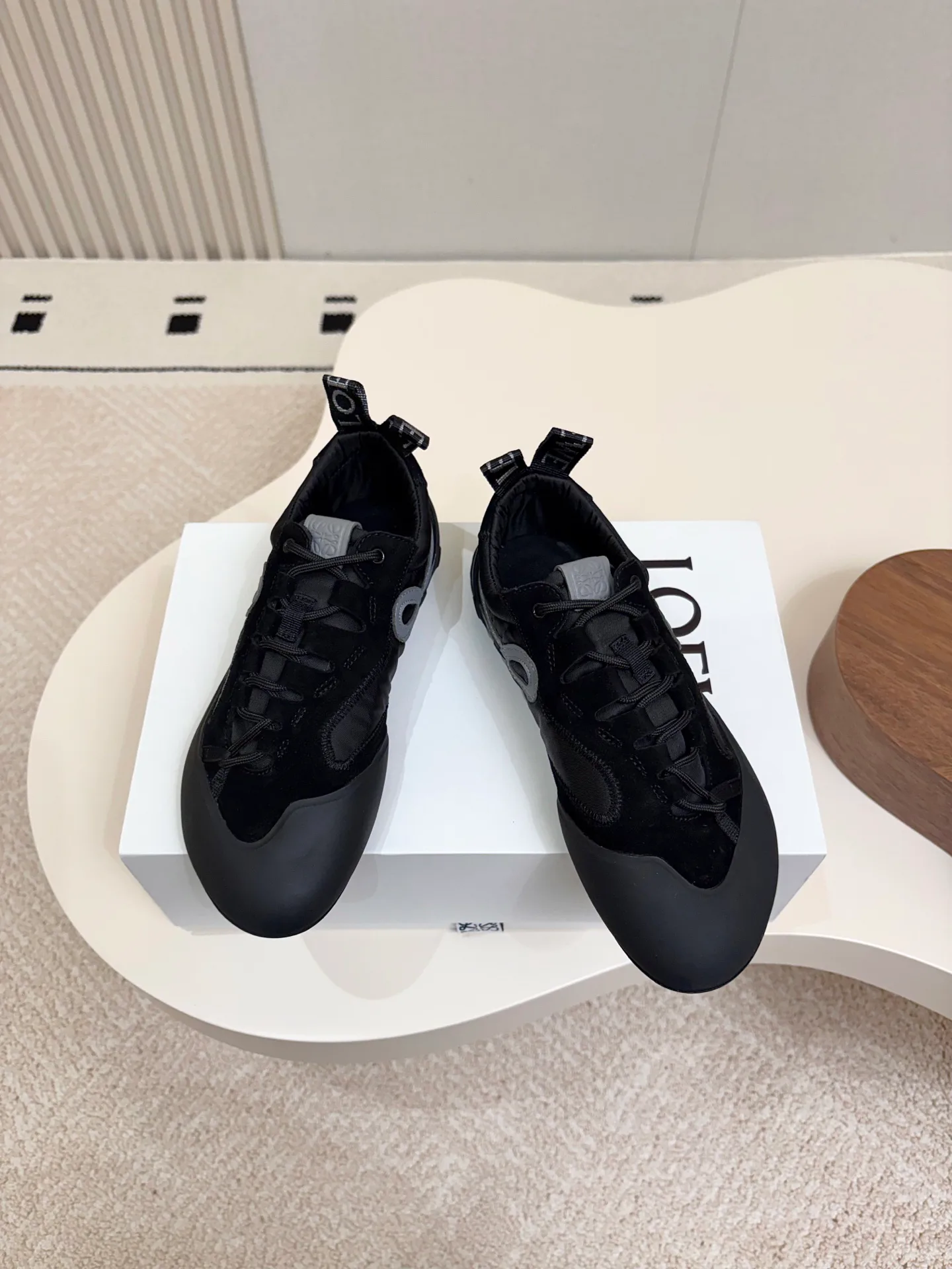 Women's Sneakers LOEWE 18132956