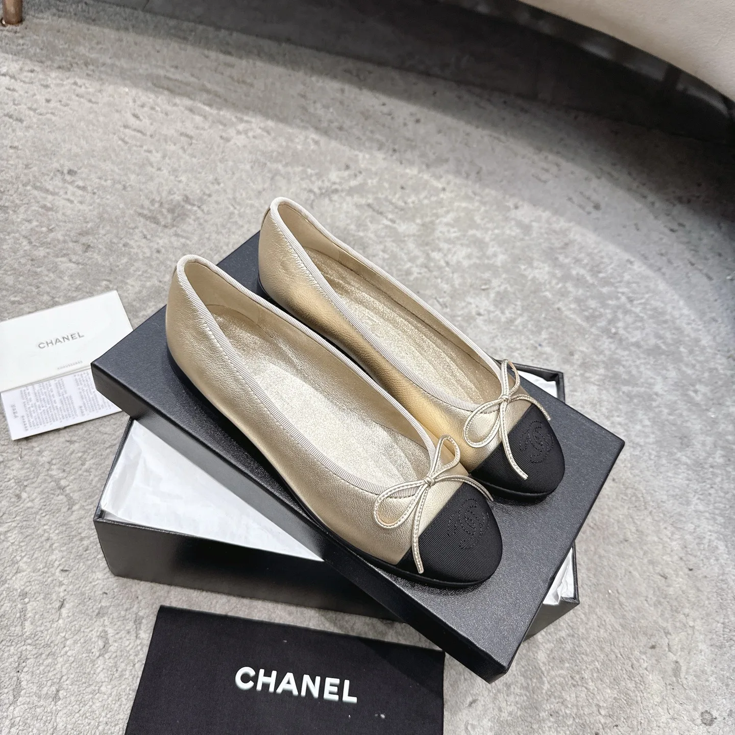Women's Ballet Flats CHANEL 17572343