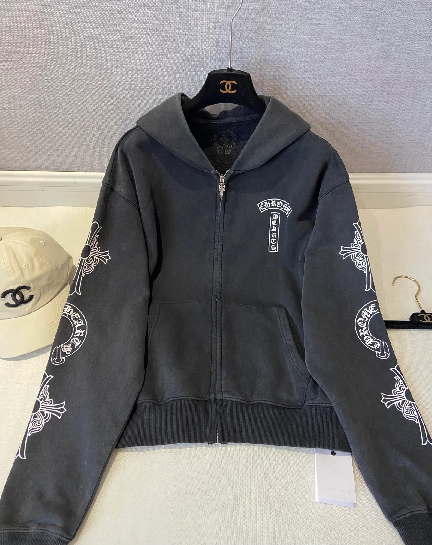 Women's Sweatshirts And Hoodies CHROME HEARTS 18088651
