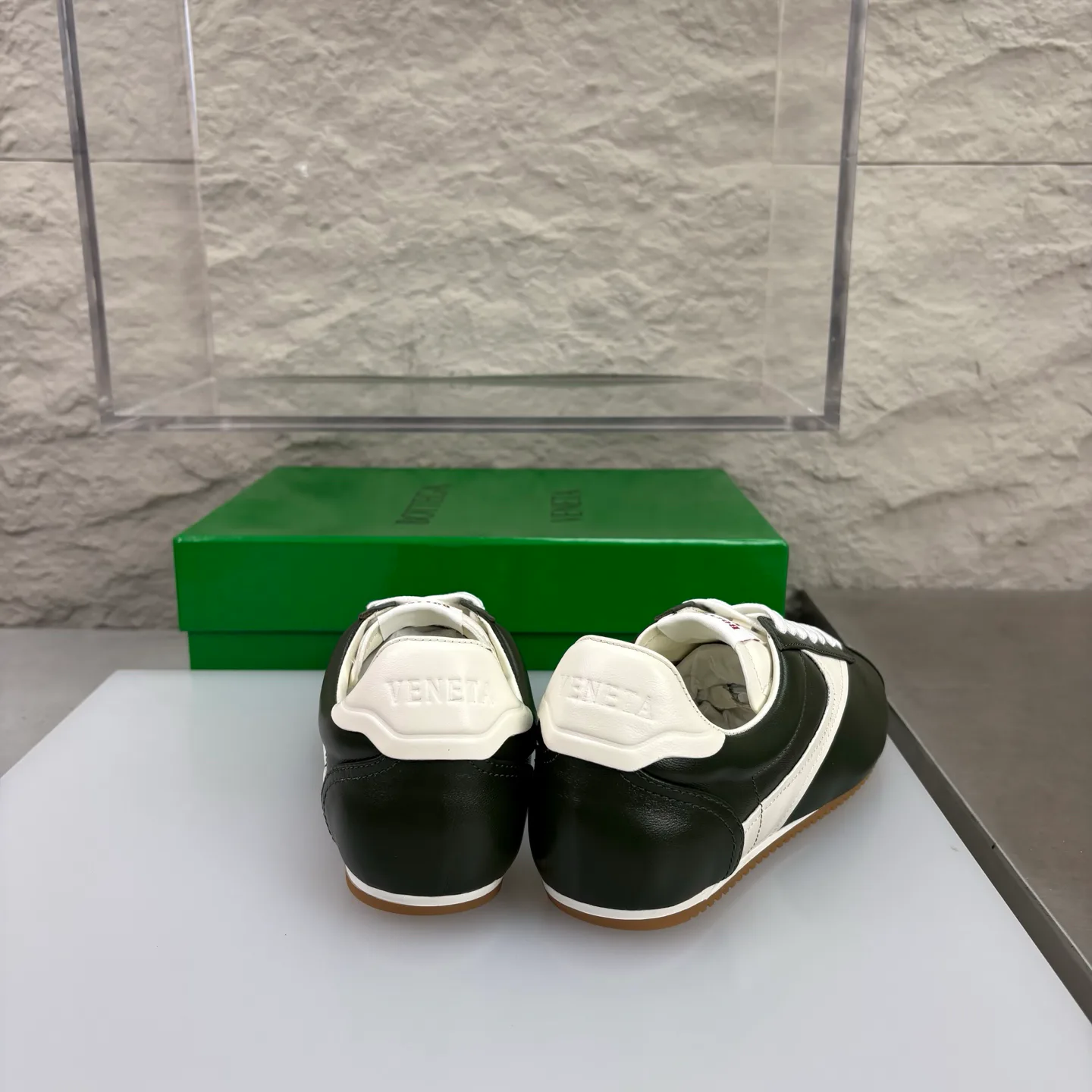 Women's Sneakers BOTTEGA VENETA 18351657