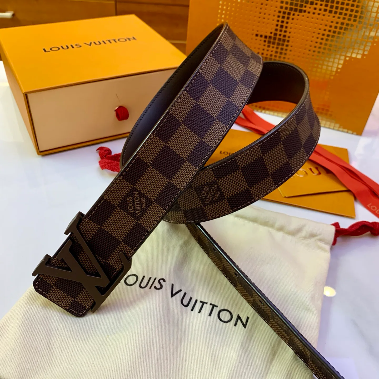 Belts LOUIS VUITTON 17682161