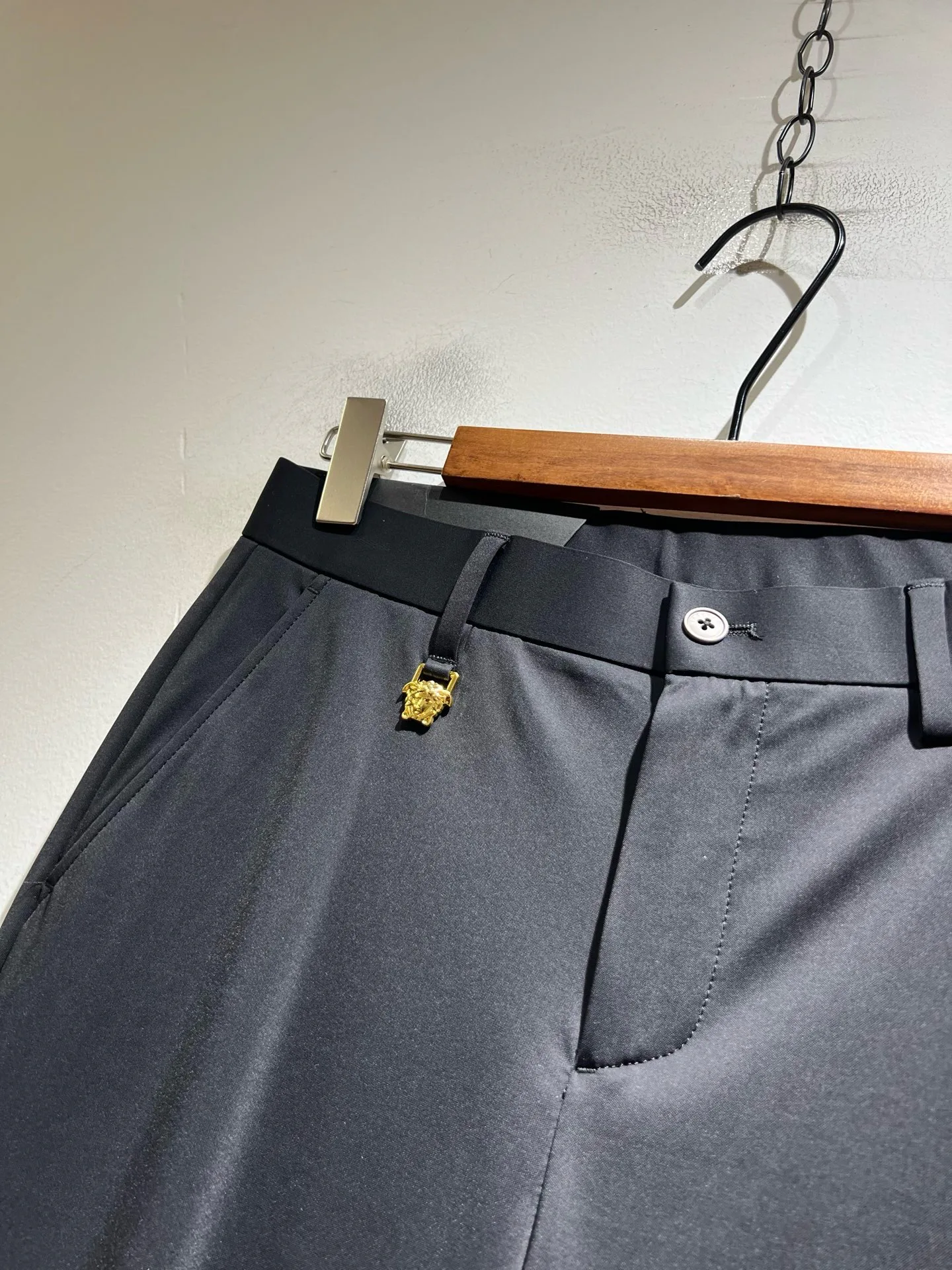Men's Trousers VERSACE 18080982
