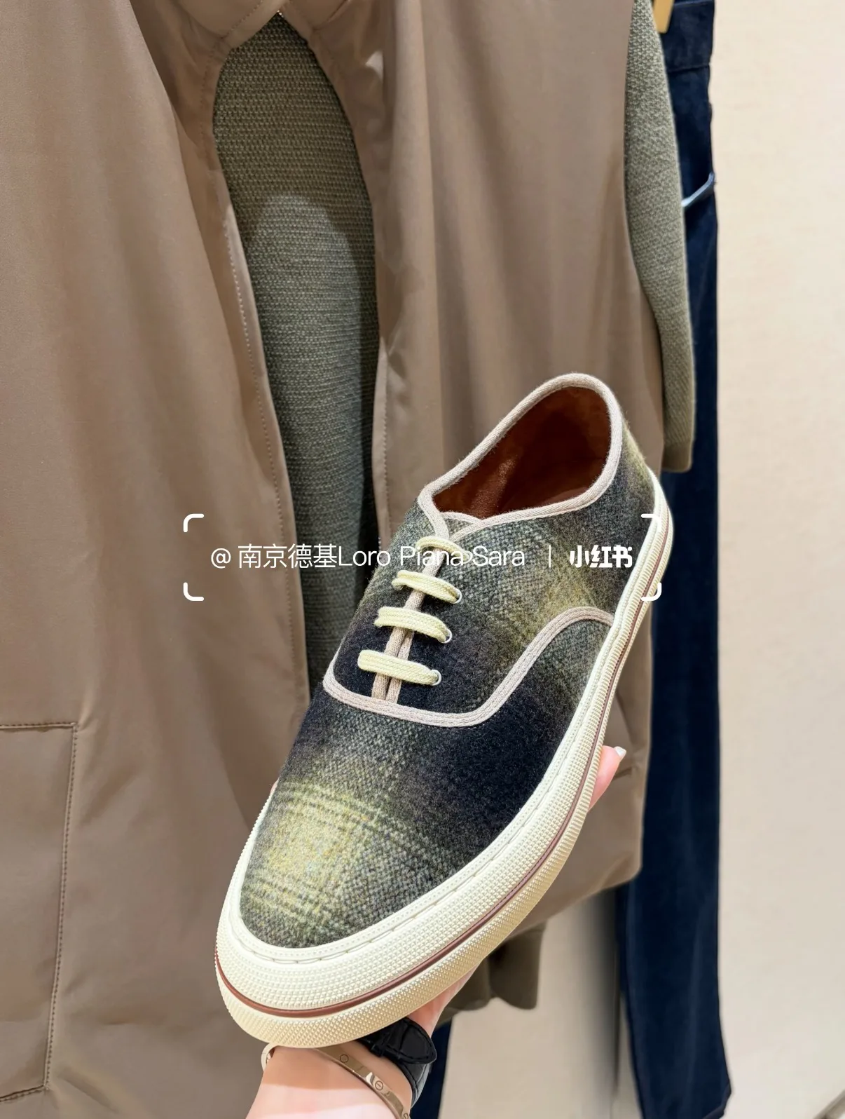 Women's Sneakers LORO PIANA 18258094