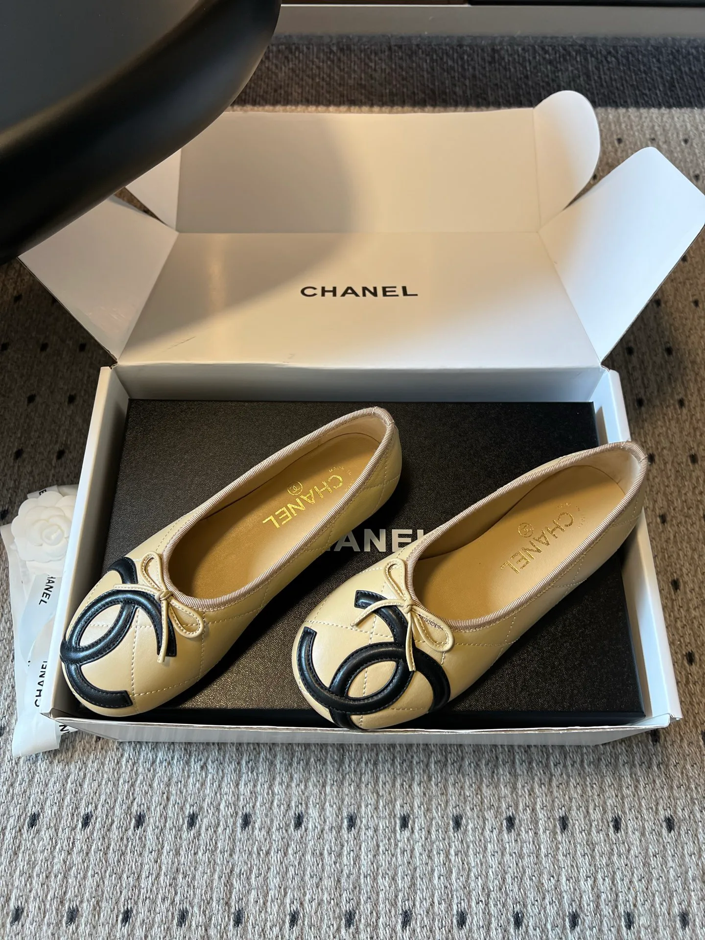 Women's Ballet Flats CHANEL 17464158