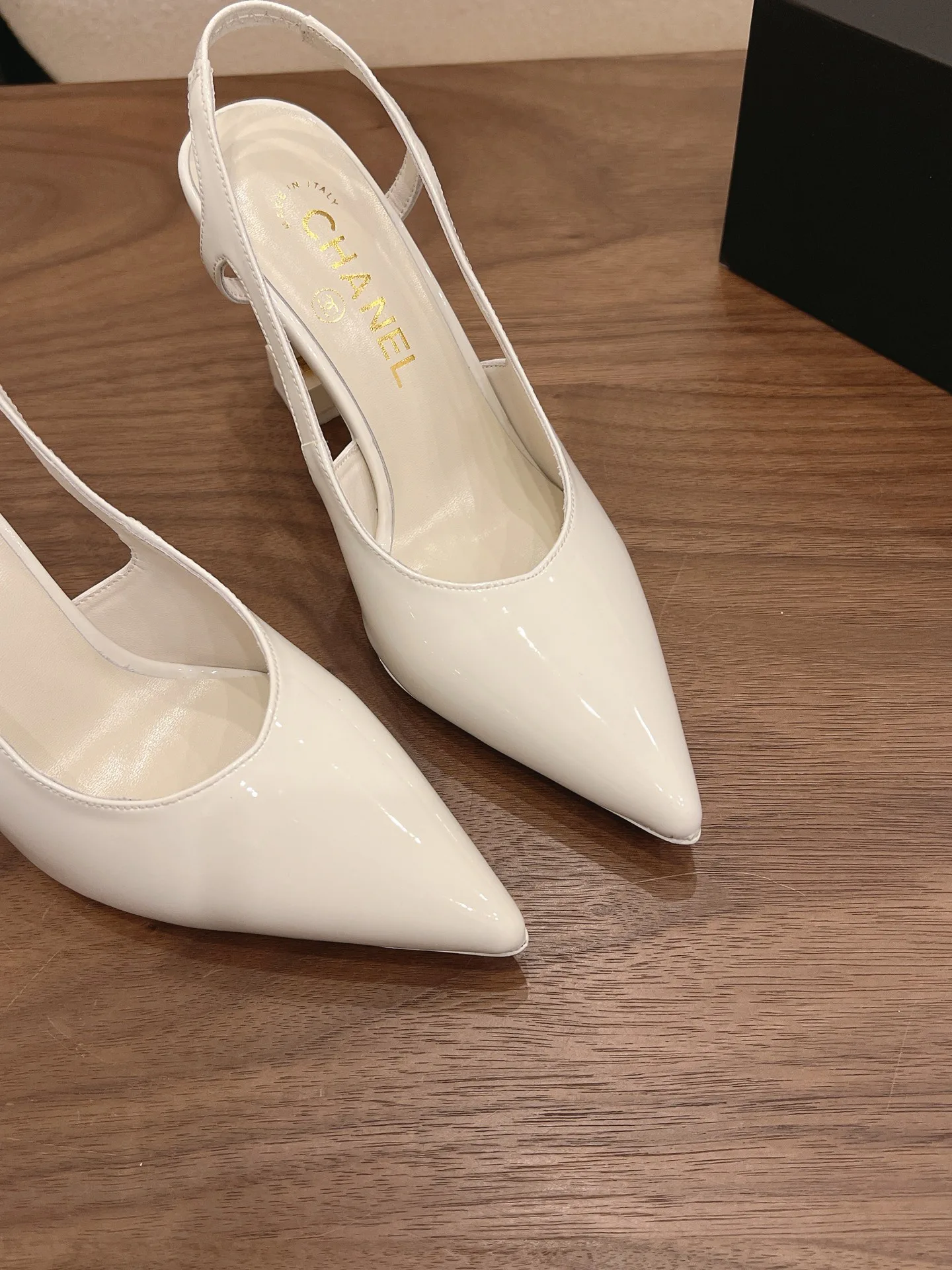 Women's Heels CHANEL 17342735