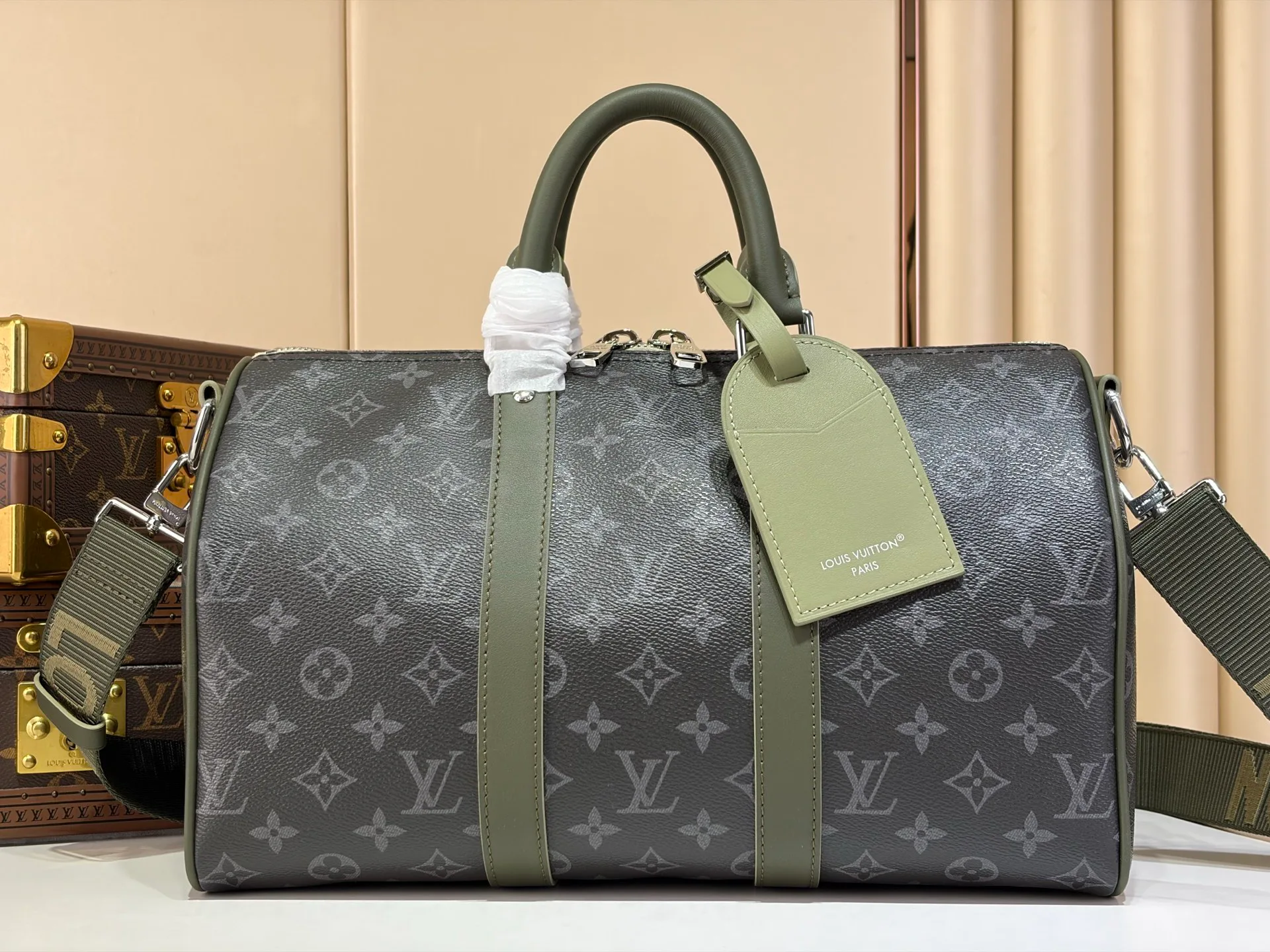 Women's Travel Bags LOUIS VUITTON 17674158