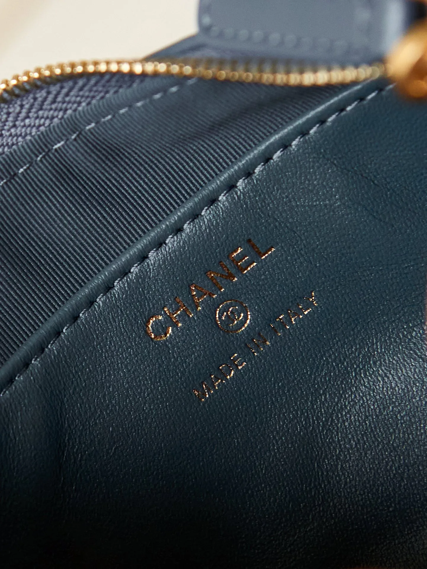 Women's Classic Handbags CHANEL 18065698