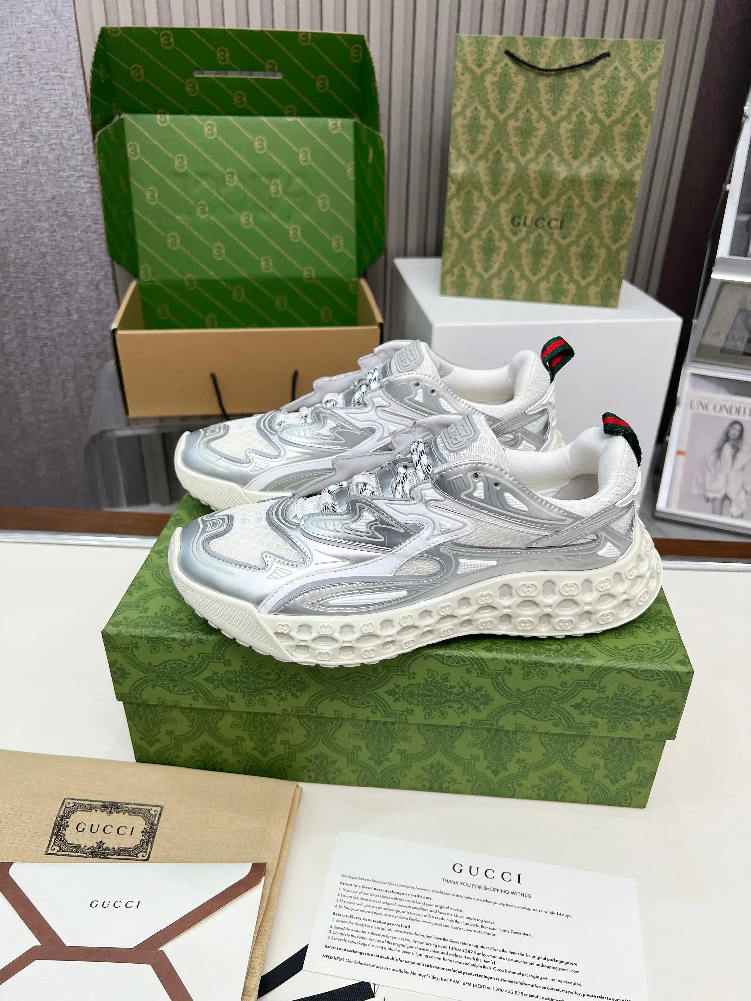 Women's Sneakers GUCCI 17620391