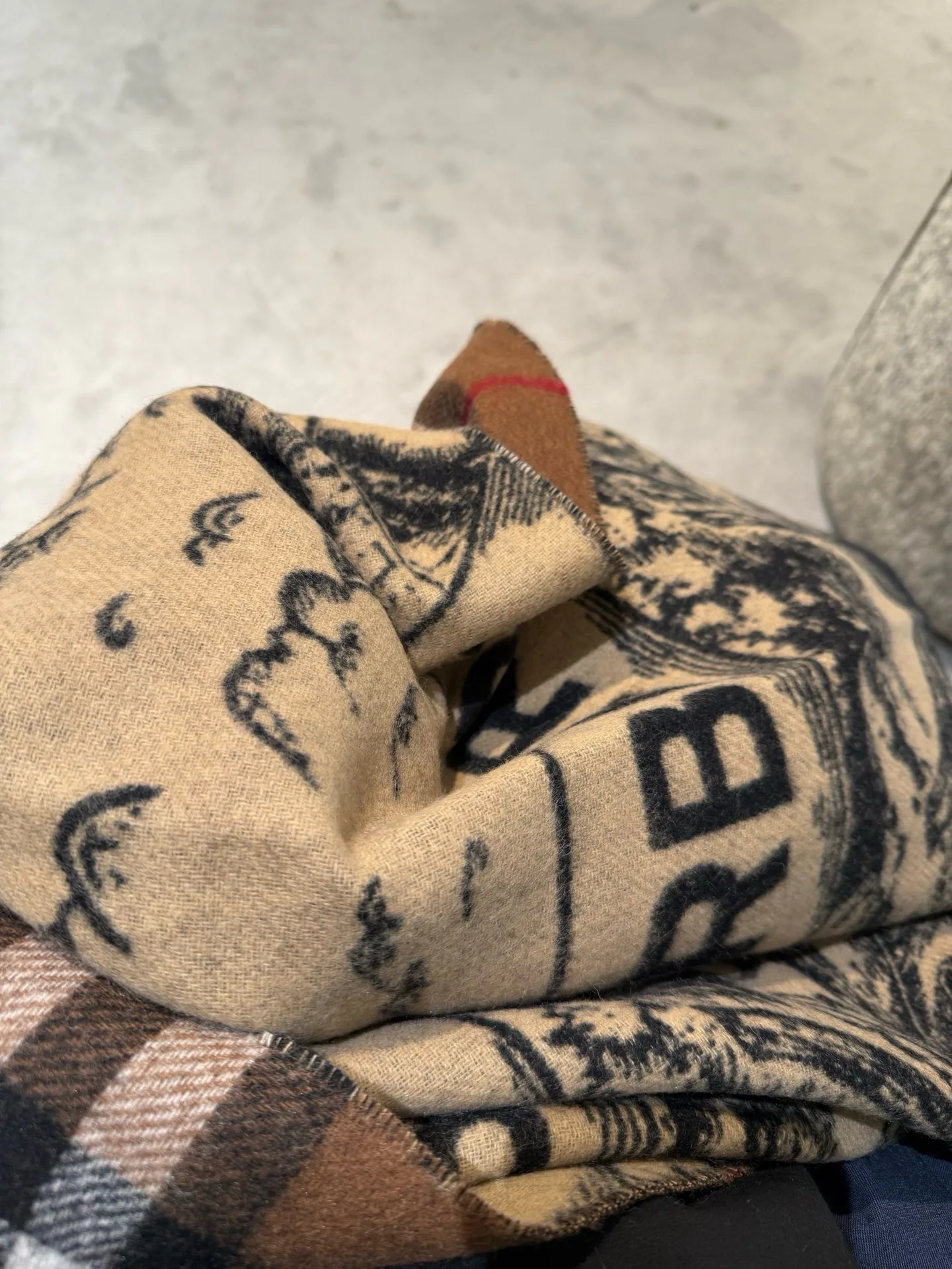 Scarves BURBERRY 17448566